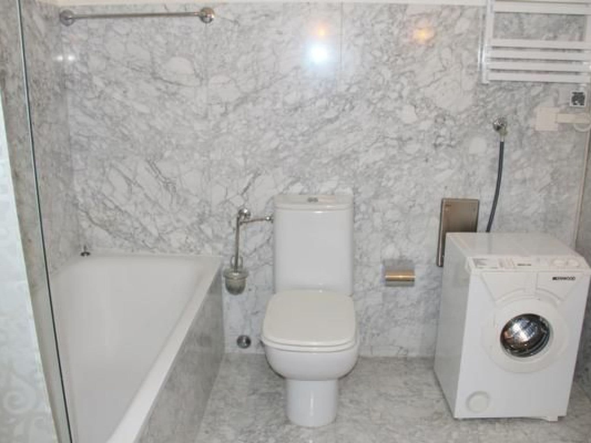 Gallery Image 18