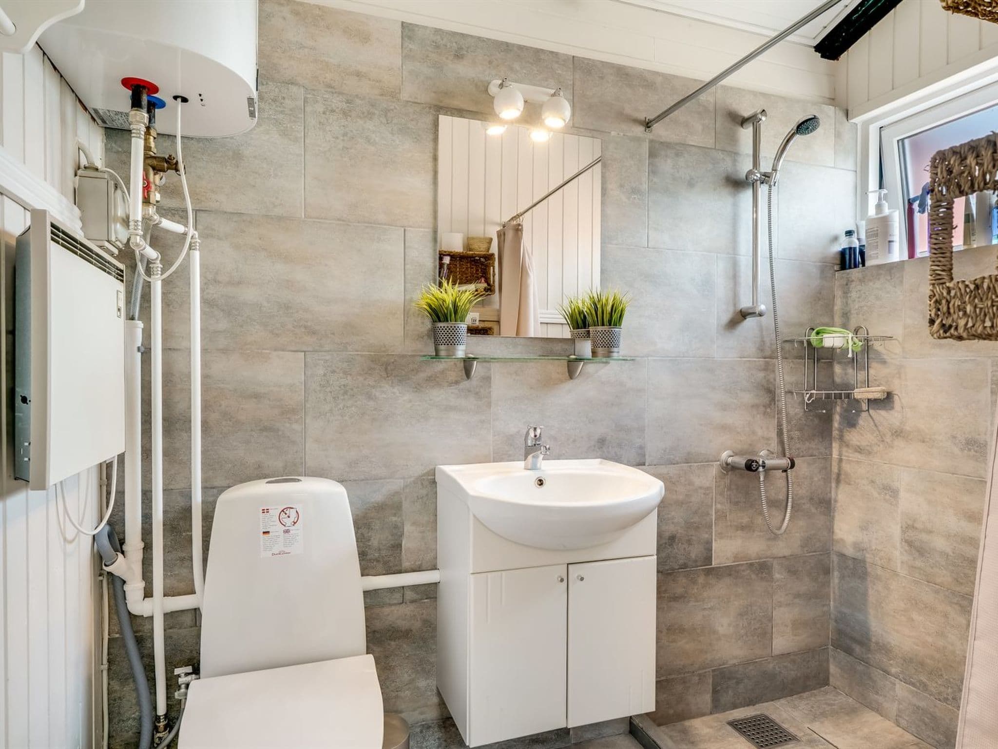 Bathroom / Wellness