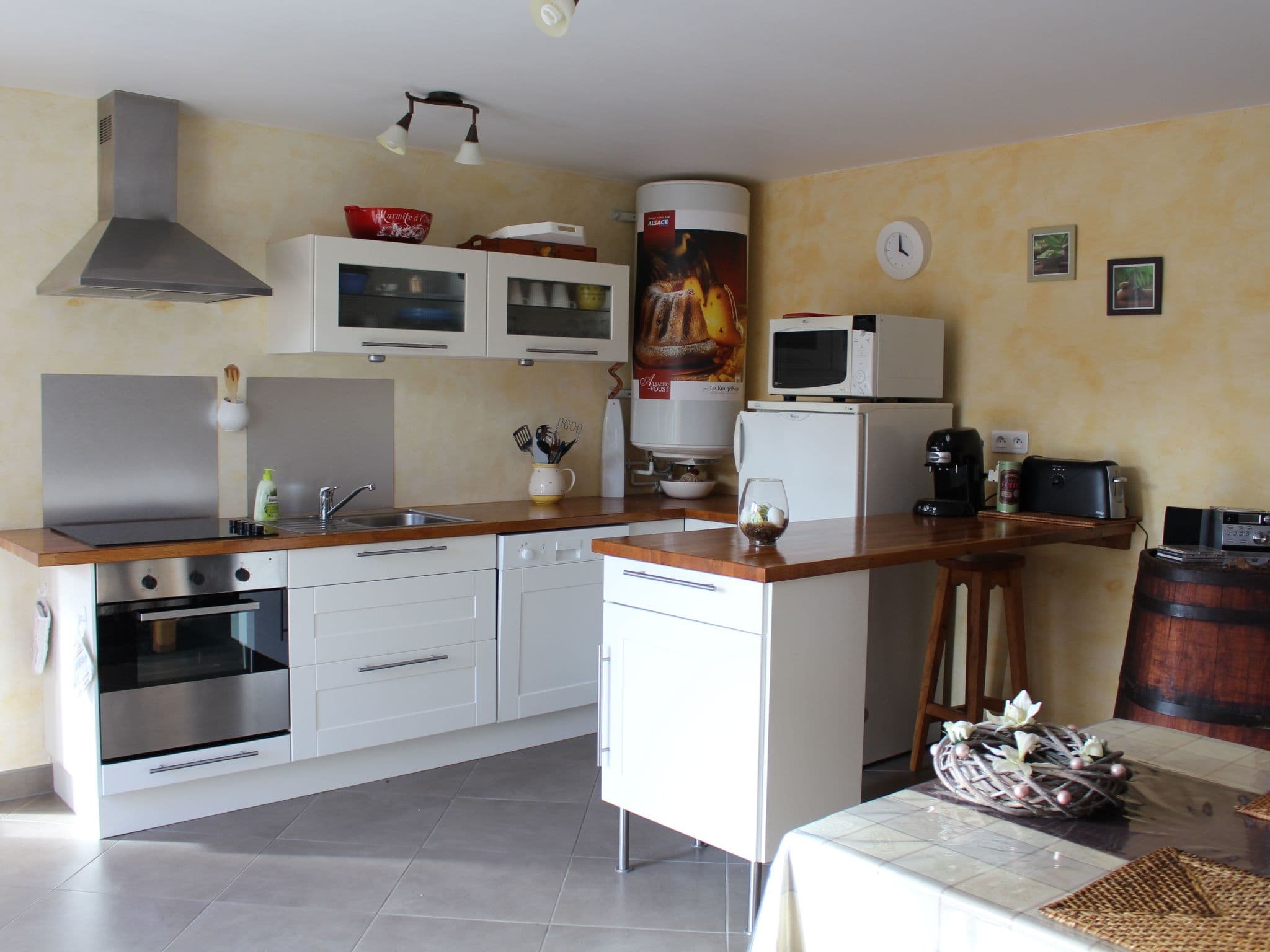 Kitchen / Dining Room