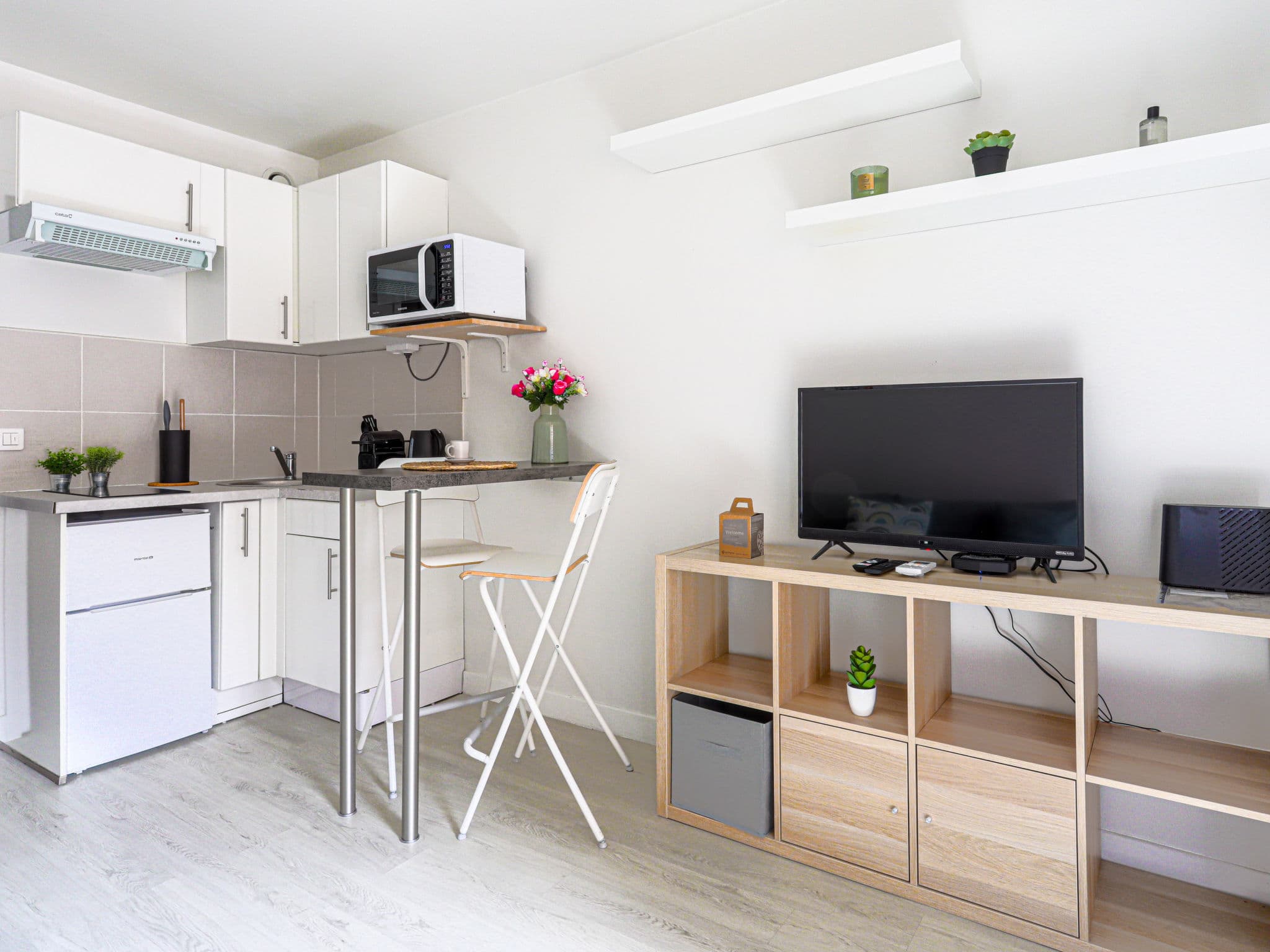 Kitchen / Dining Room