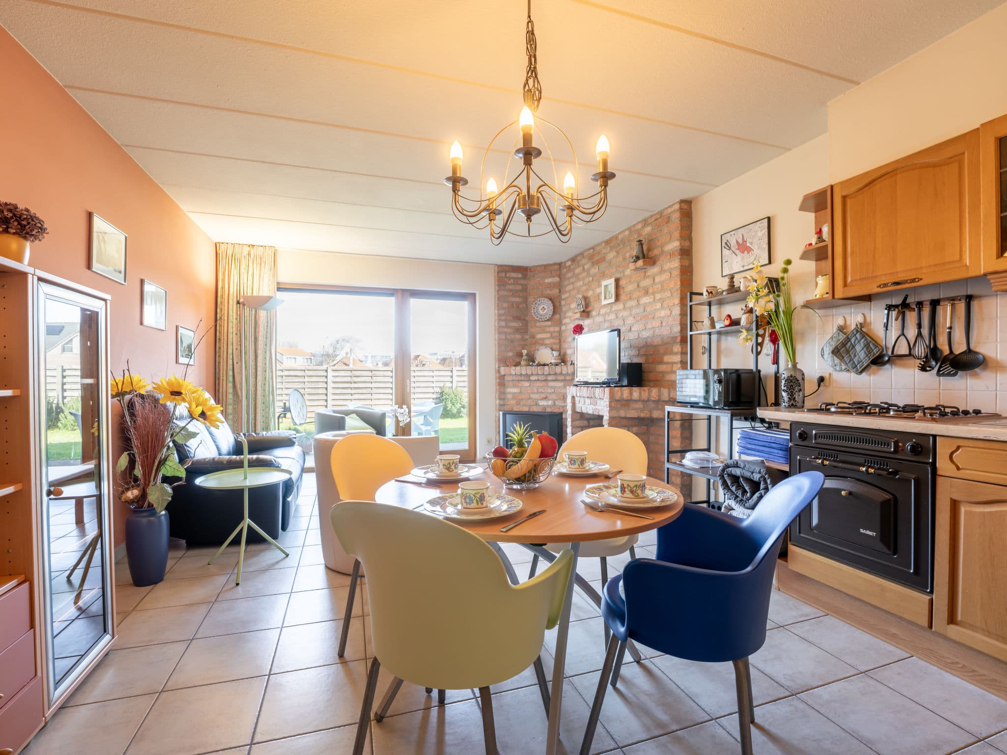 Kitchen / Dining Room