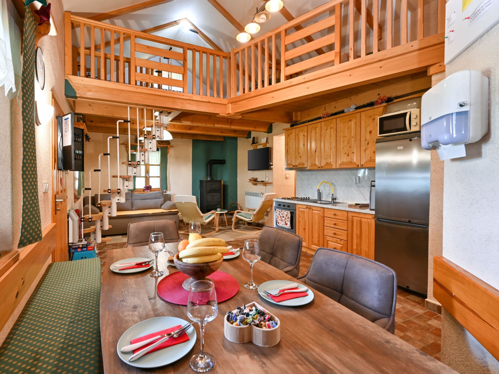 Kitchen / Dining Room