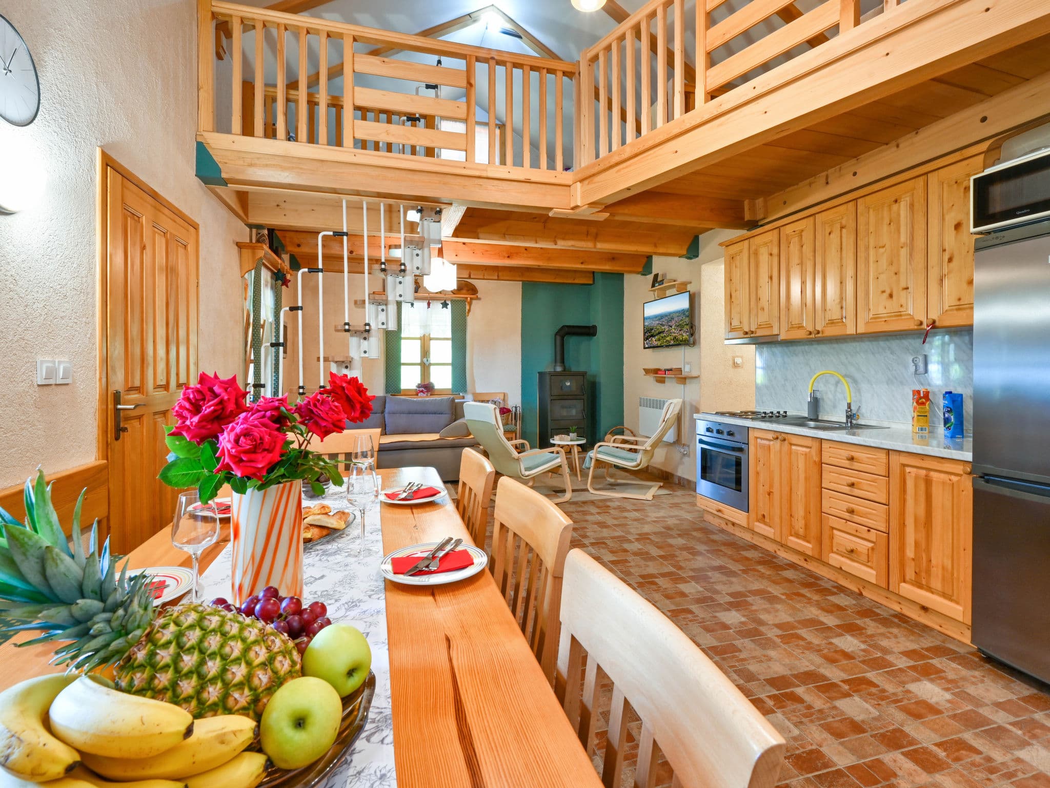 Kitchen / Dining Room
