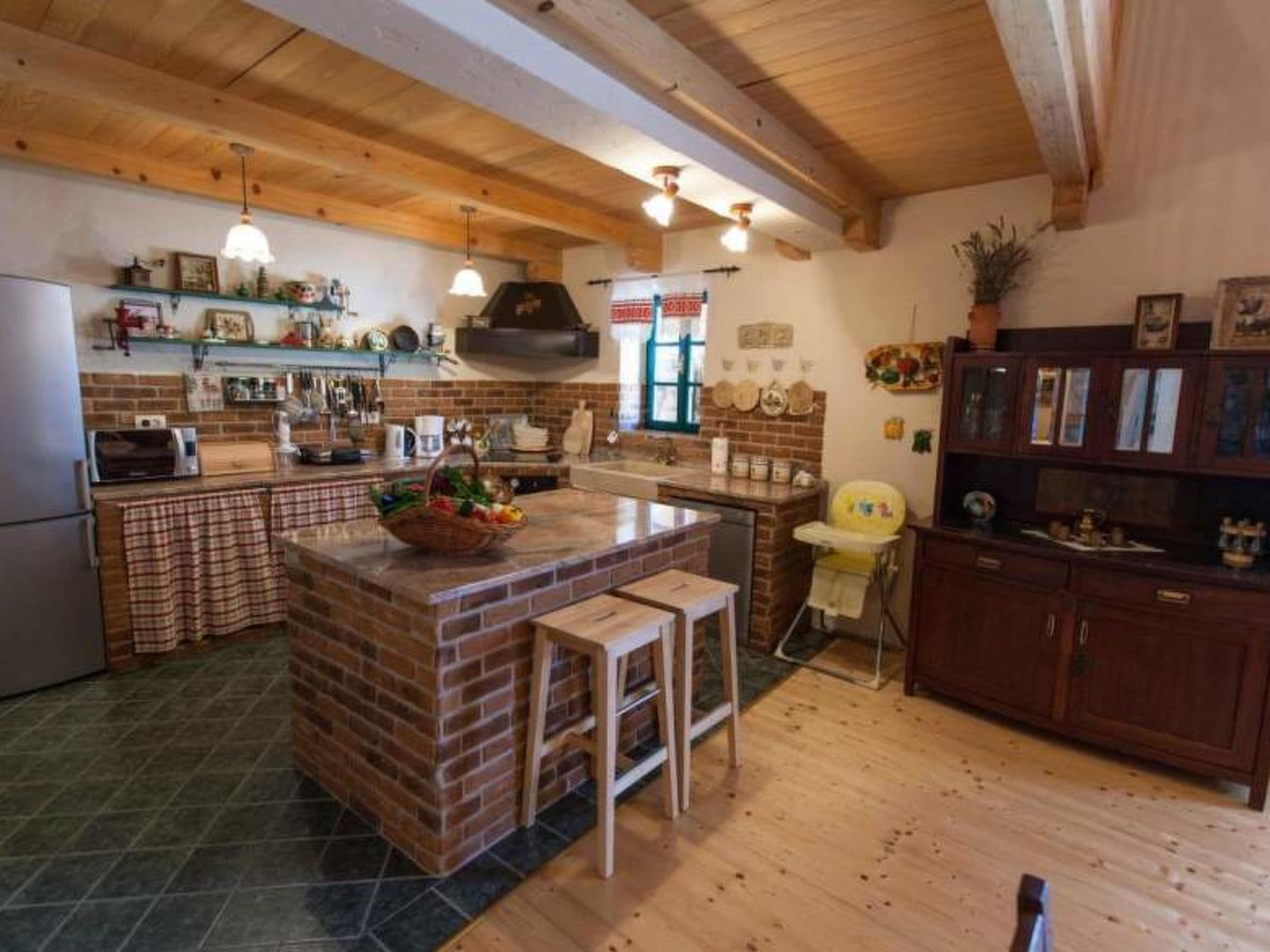 Kitchen / Dining Room