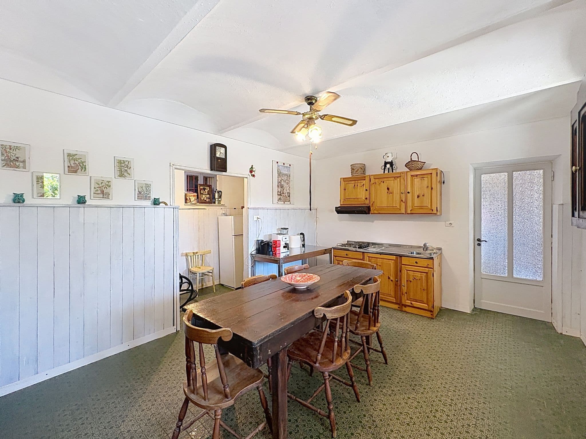 Kitchen / Dining Room