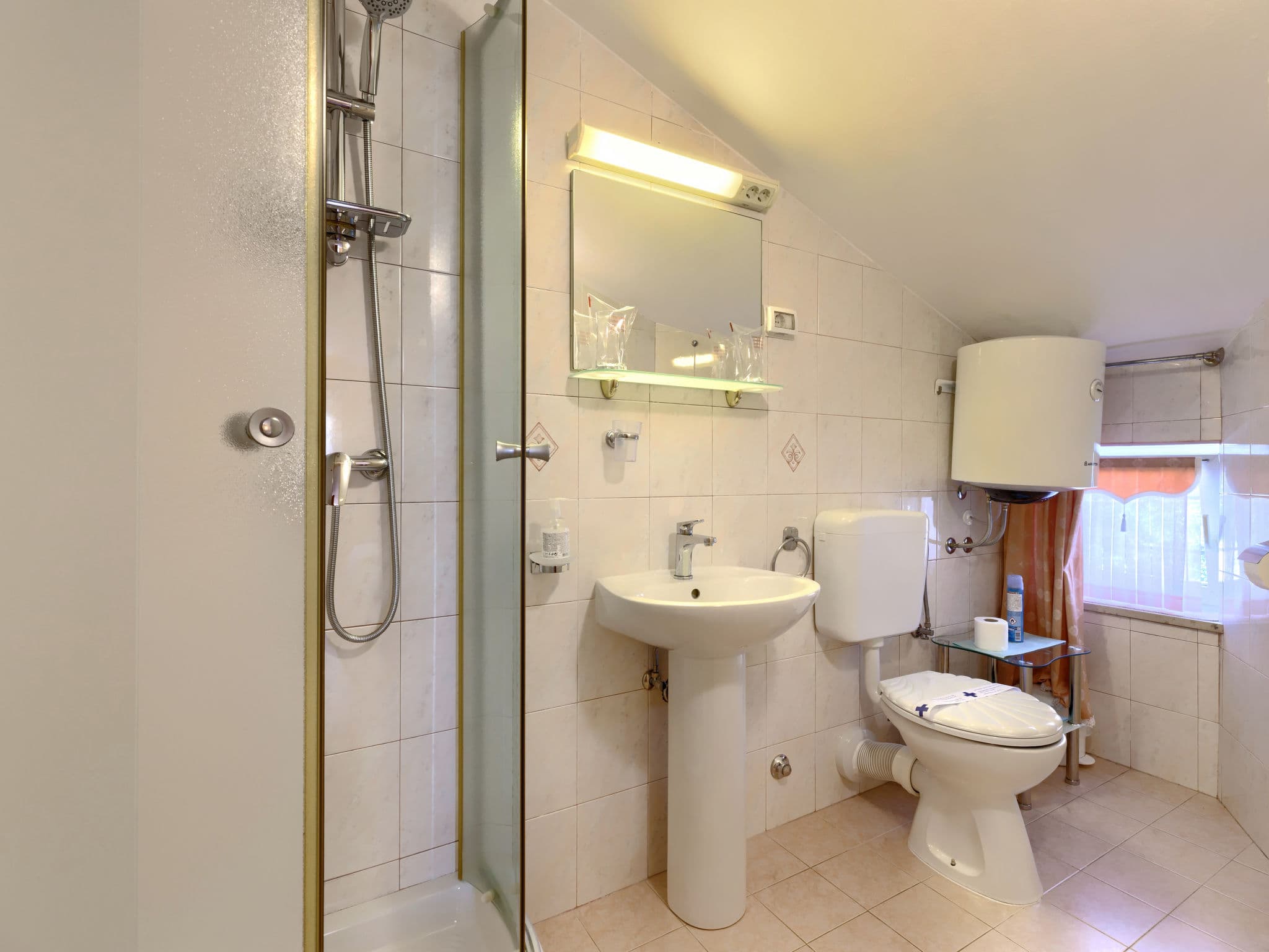 Bathroom / Wellness