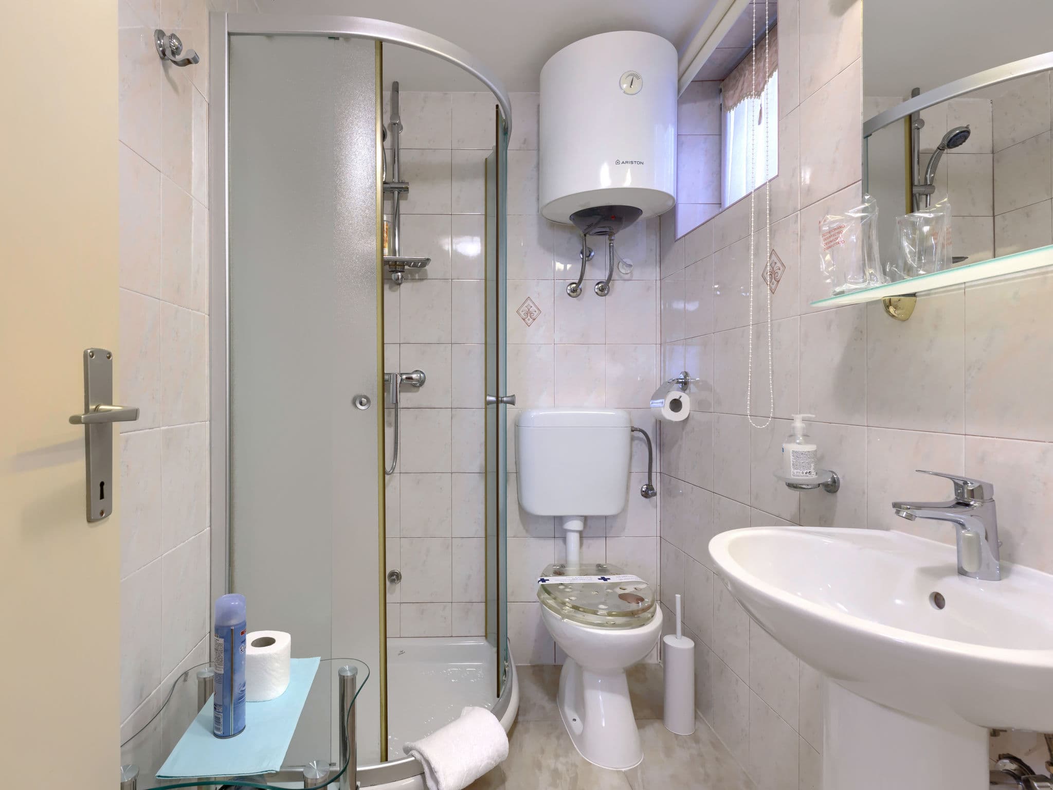 Bathroom / Wellness