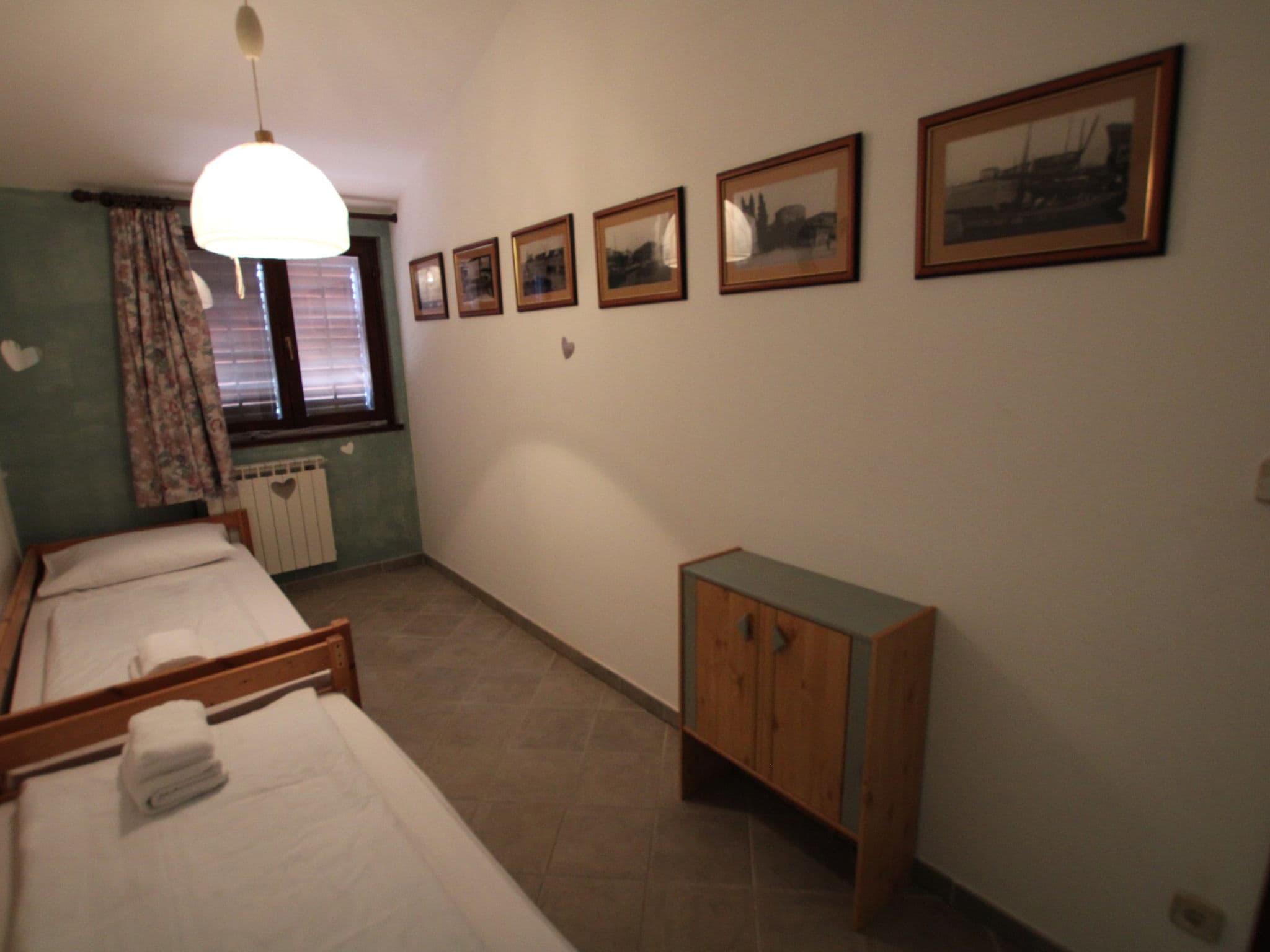 Gallery Image 22