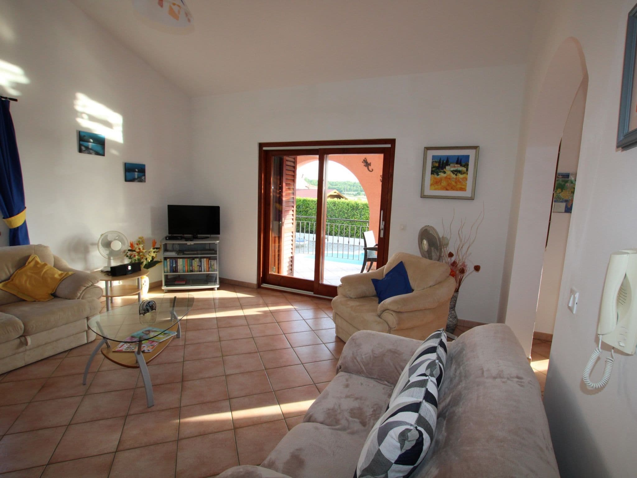 Gallery Image 15
