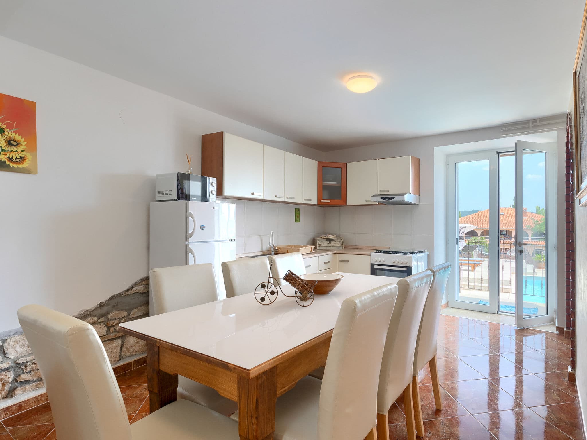 Kitchen / Dining Room