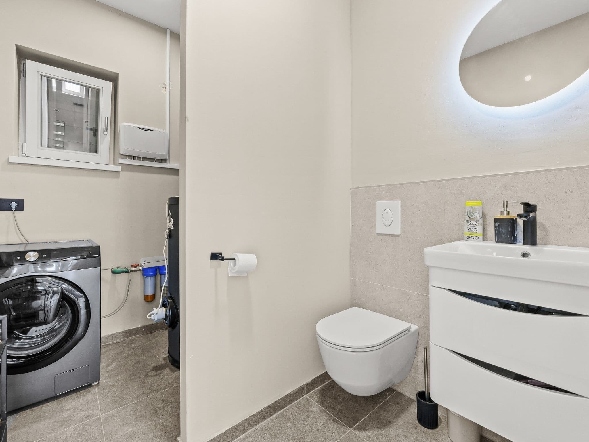Bathroom / Wellness