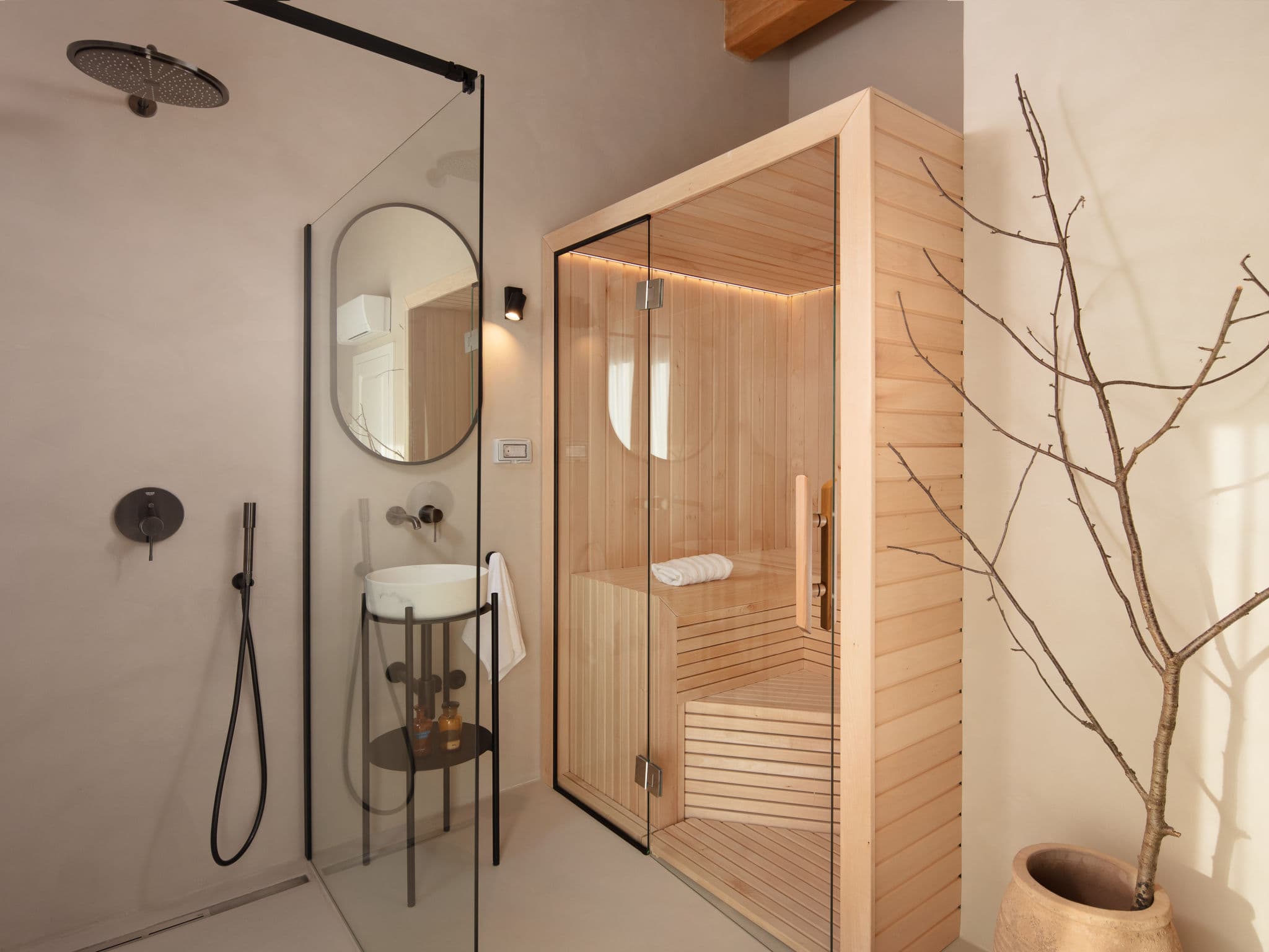 Bathroom / Wellness