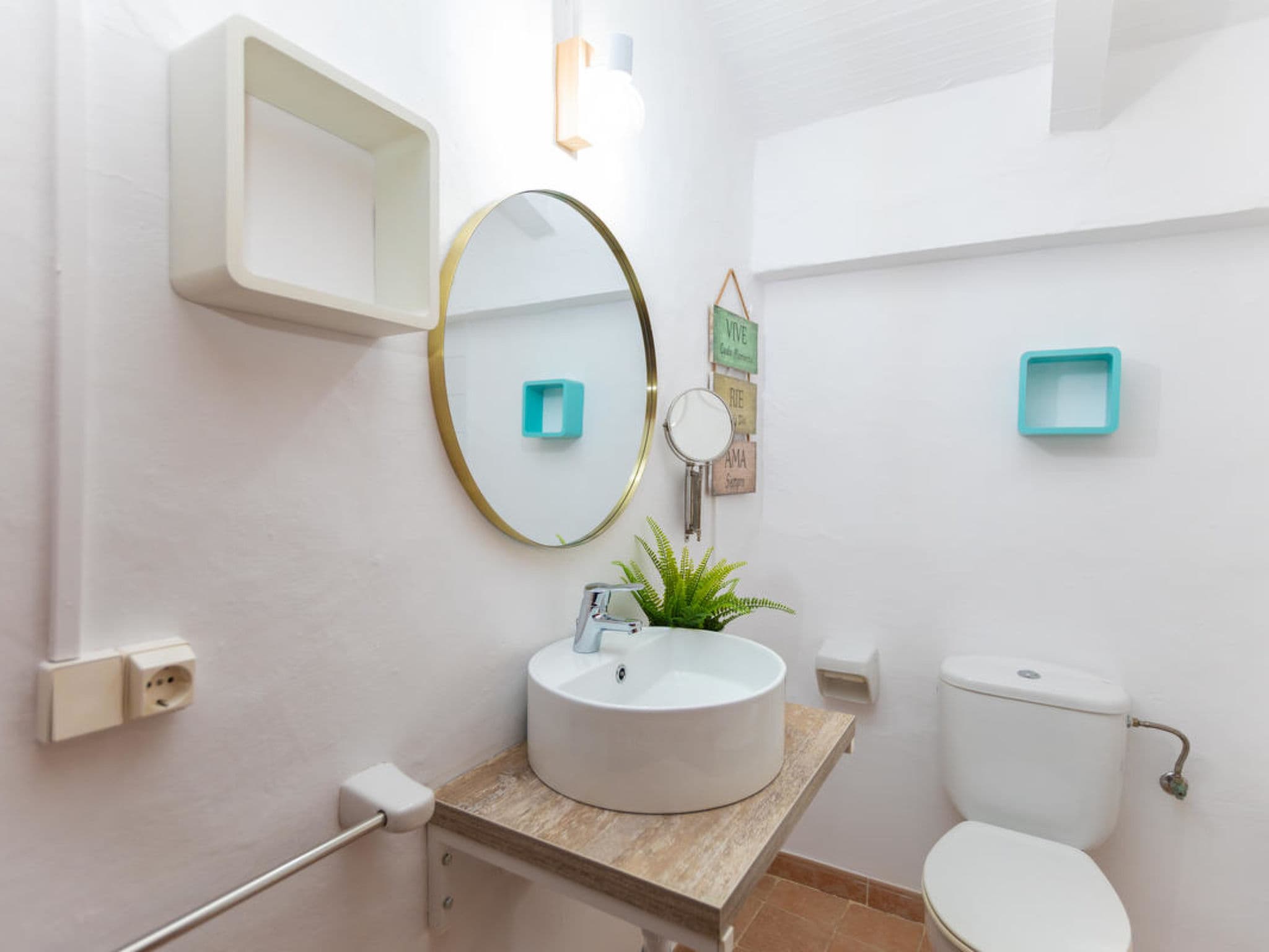 Bathroom / Wellness