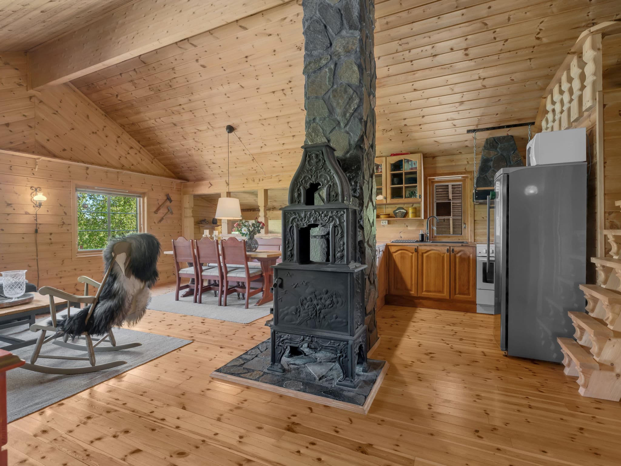 Kitchen / Dining Room