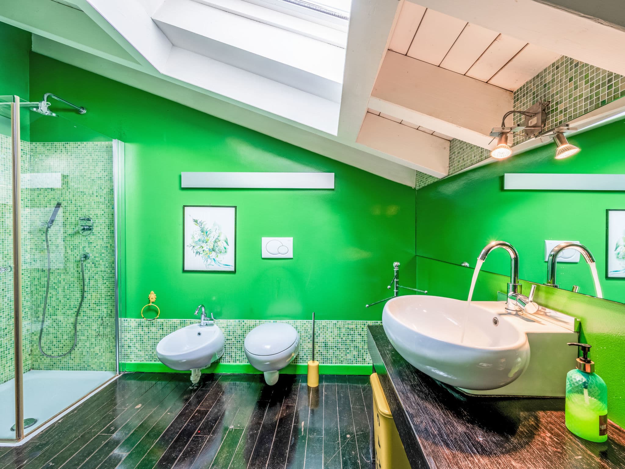 Bathroom / Wellness