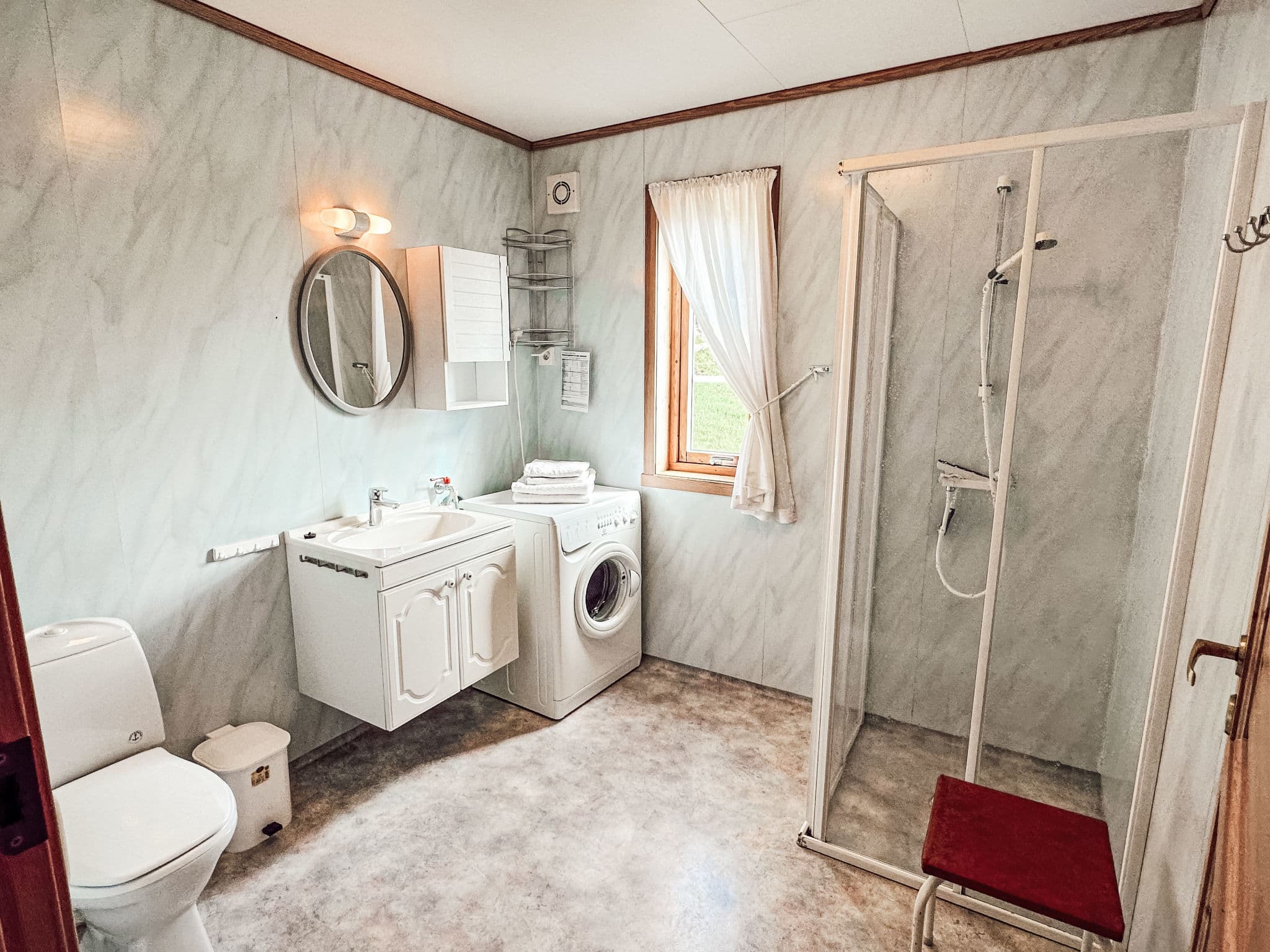 Bathroom / Wellness