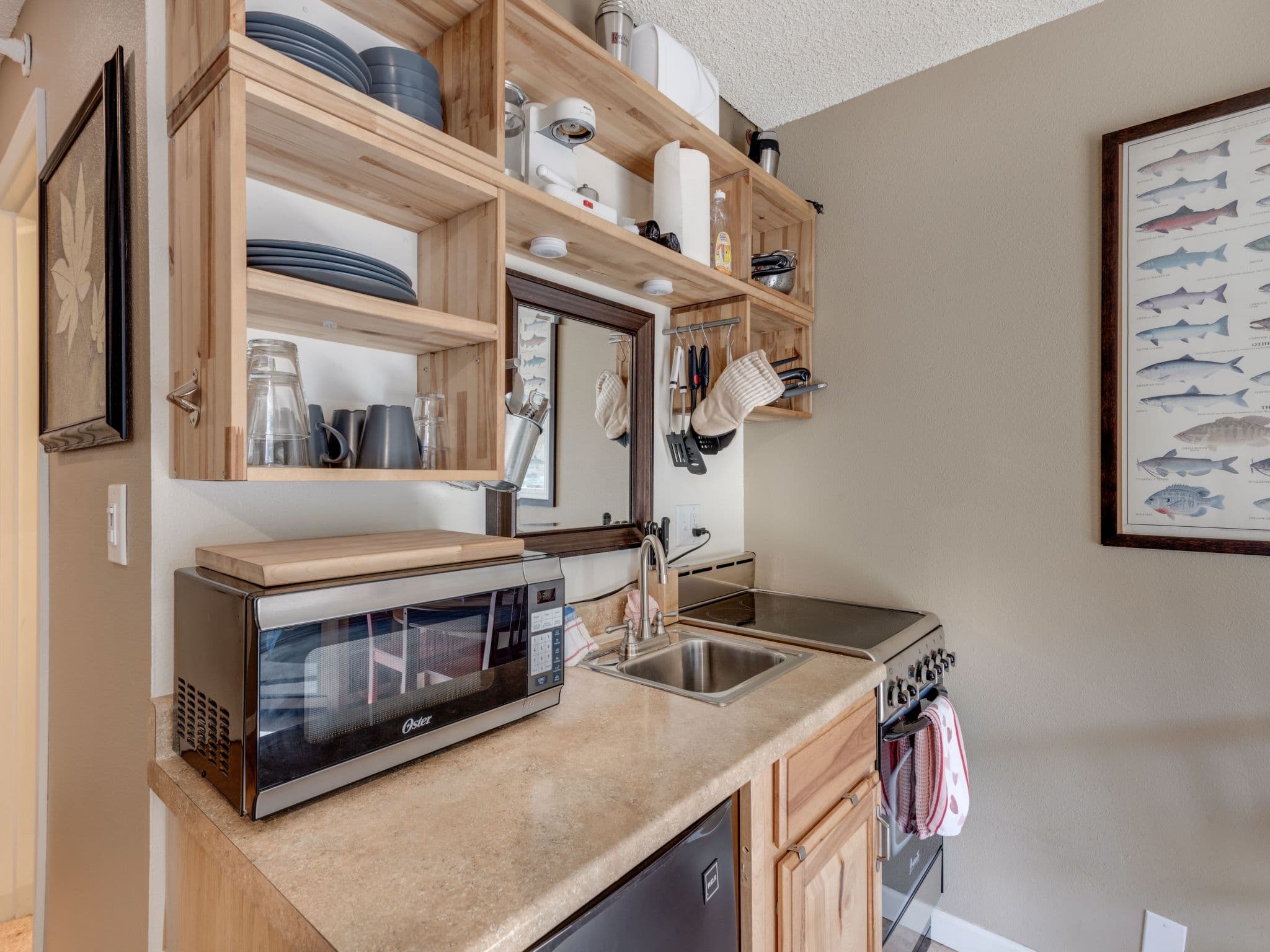 Kitchen / Dining Room