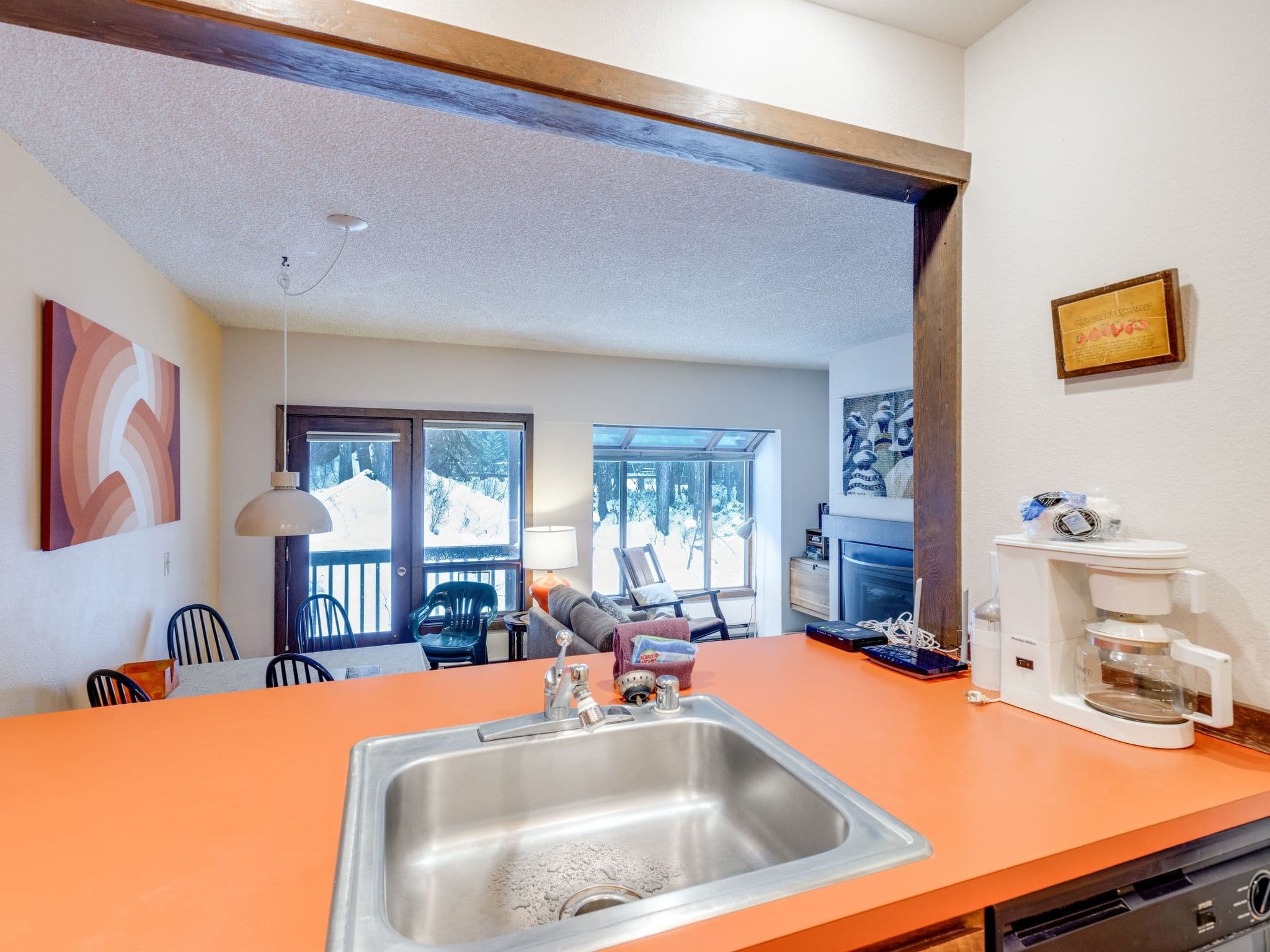 Kitchen / Dining Room
