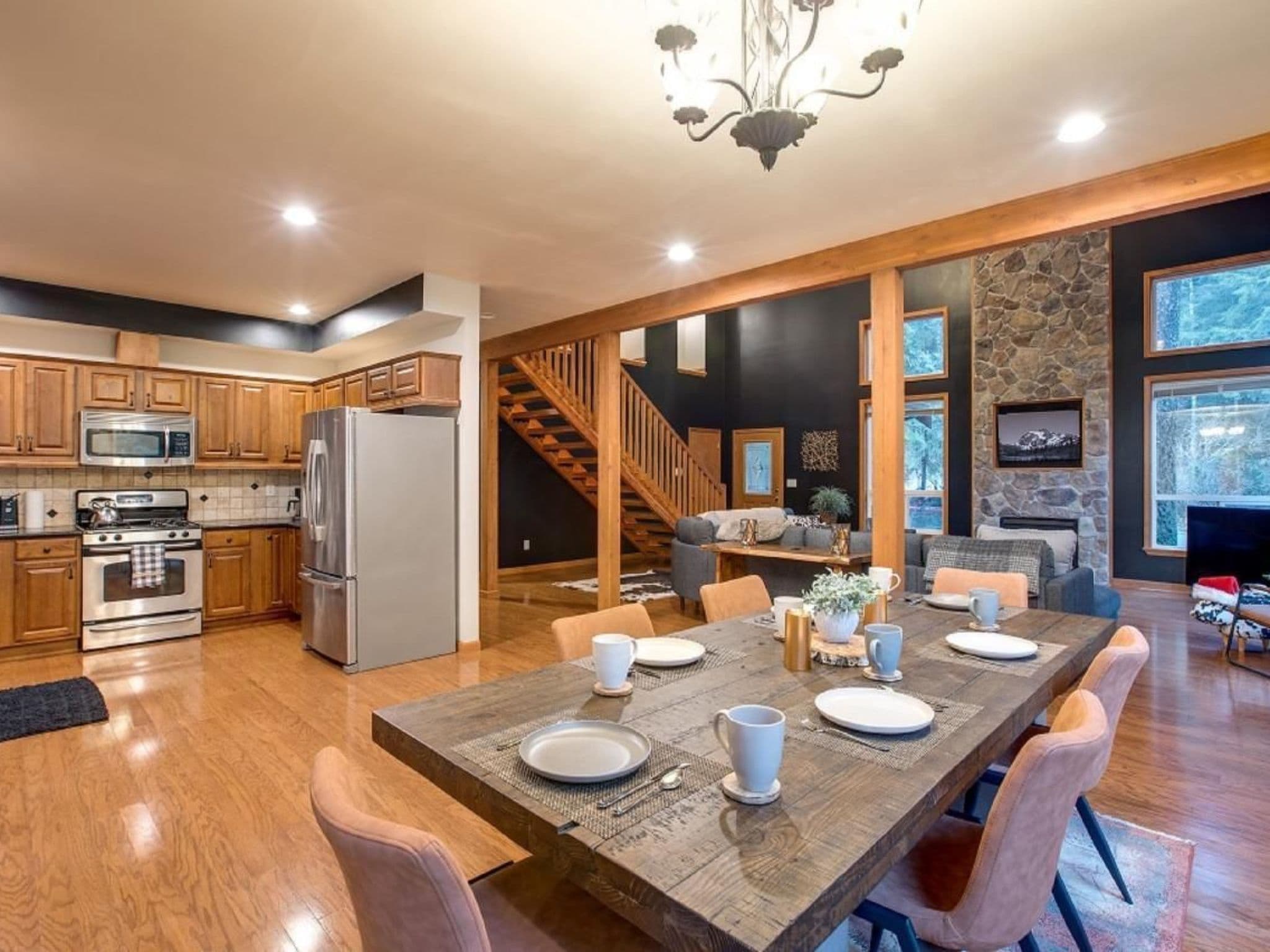 Kitchen / Dining Room