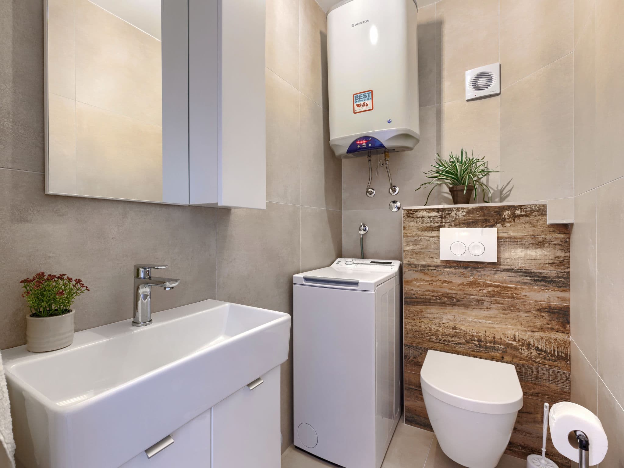 Bathroom / Wellness