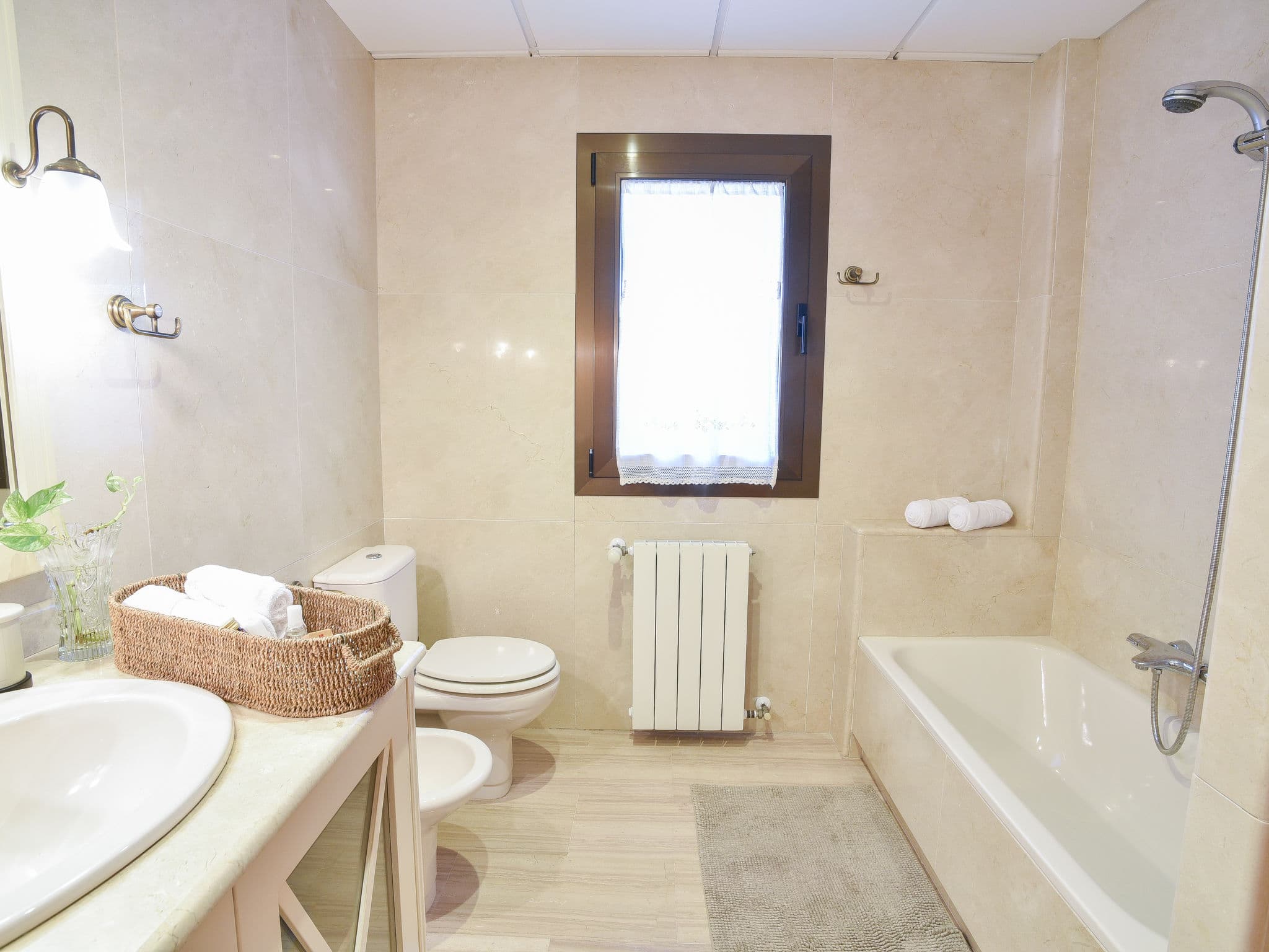 Bathroom / Wellness