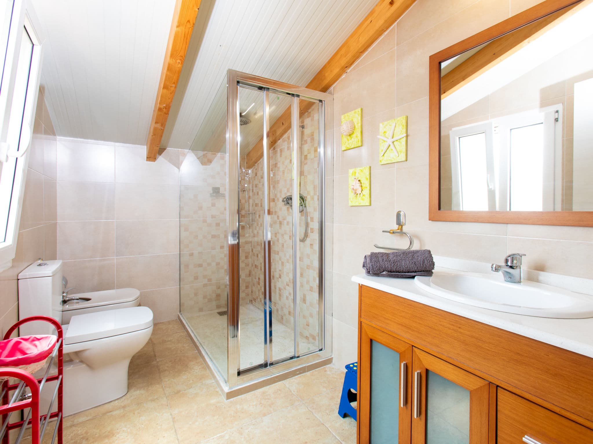 Bathroom / Wellness
