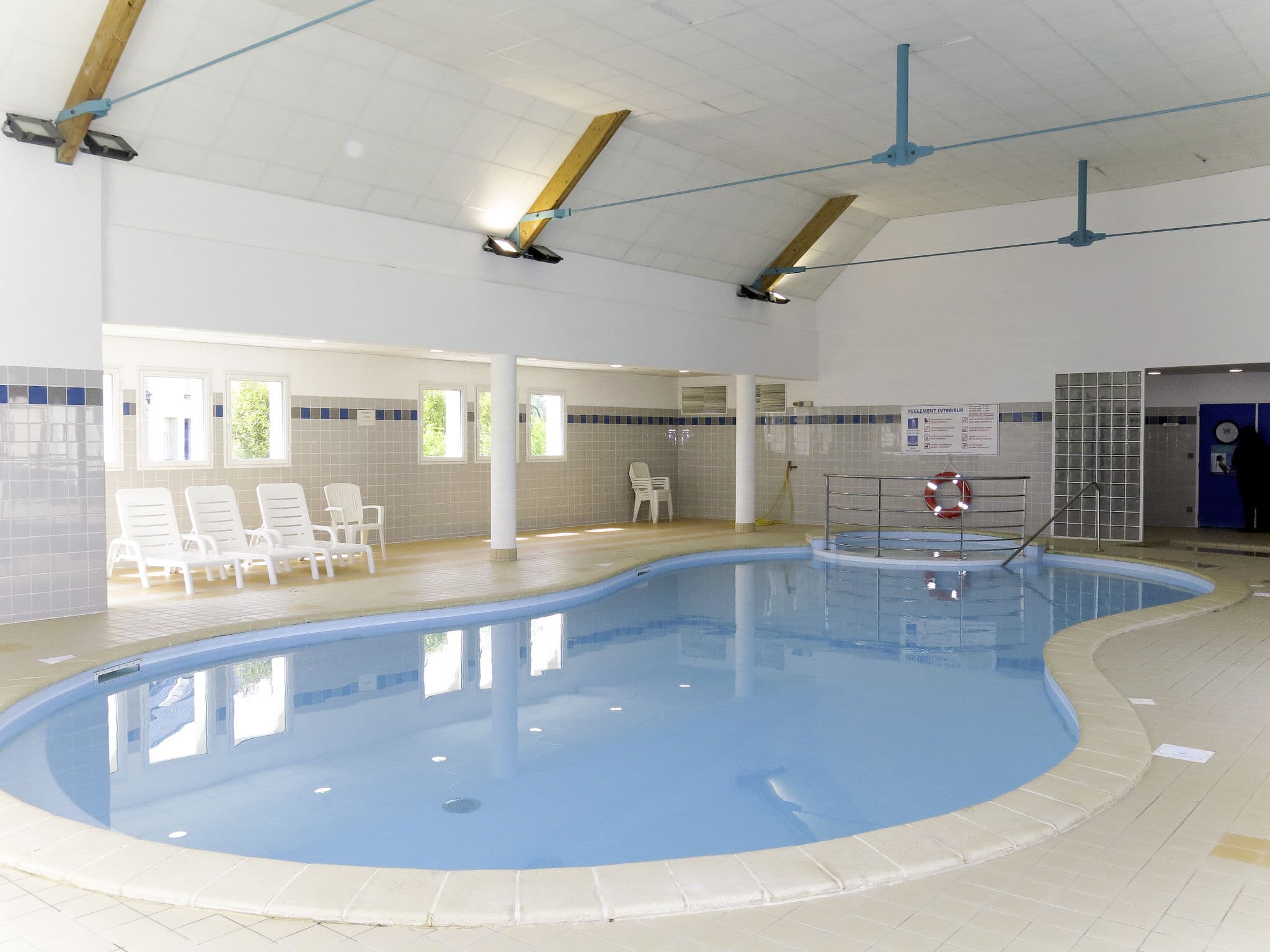 Pool Indoor