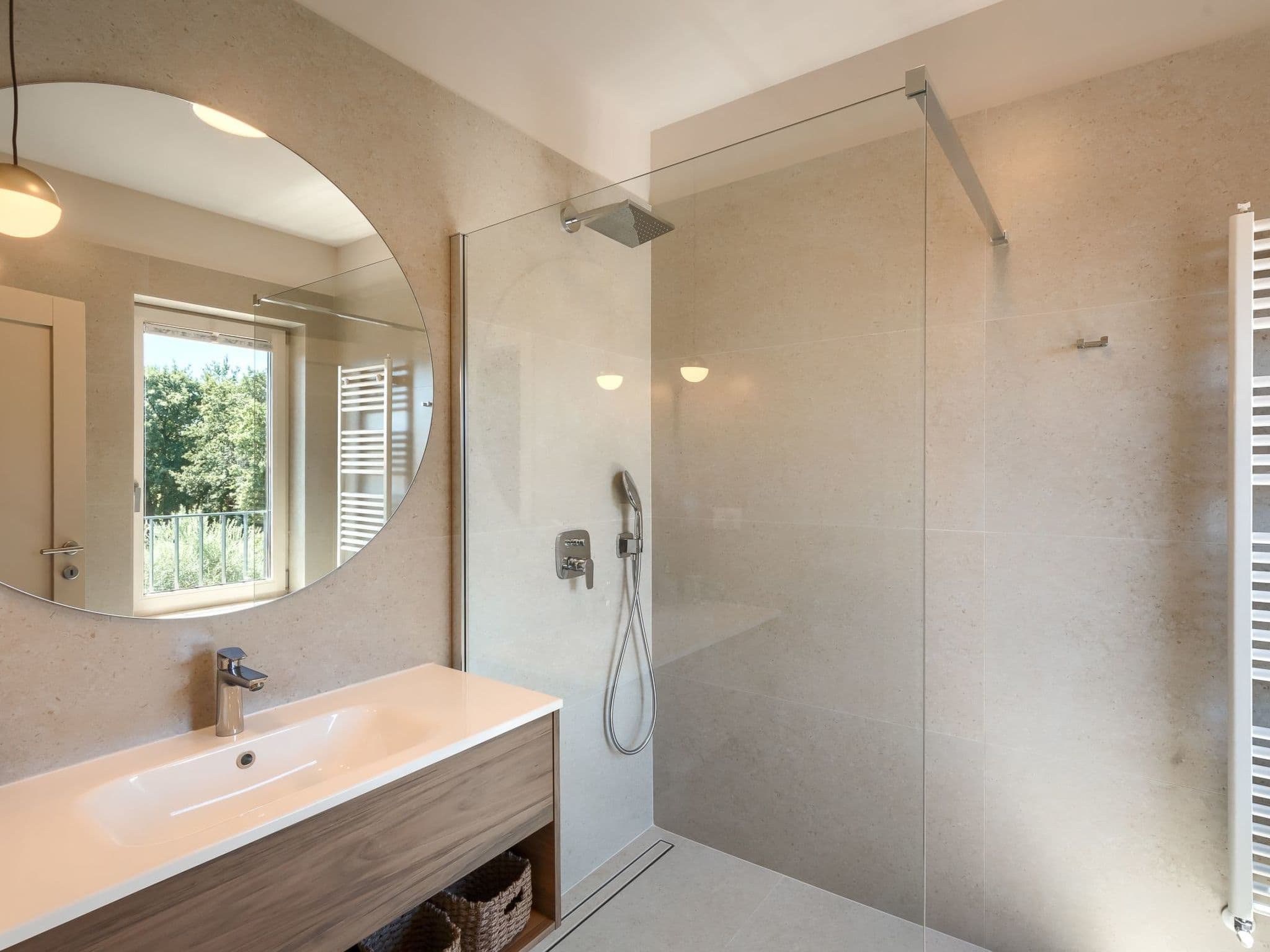 Bathroom / Wellness