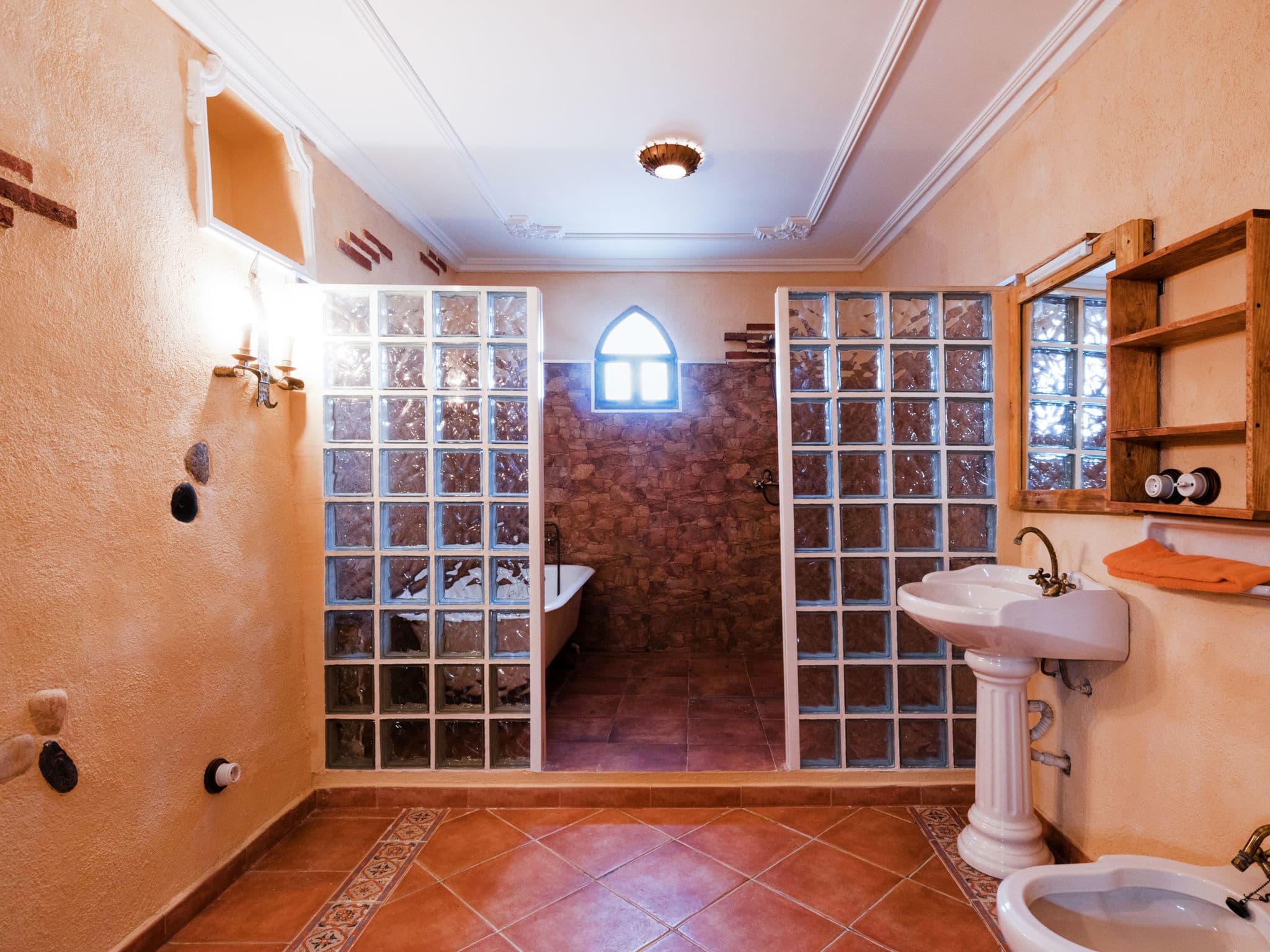 Bathroom / Wellness