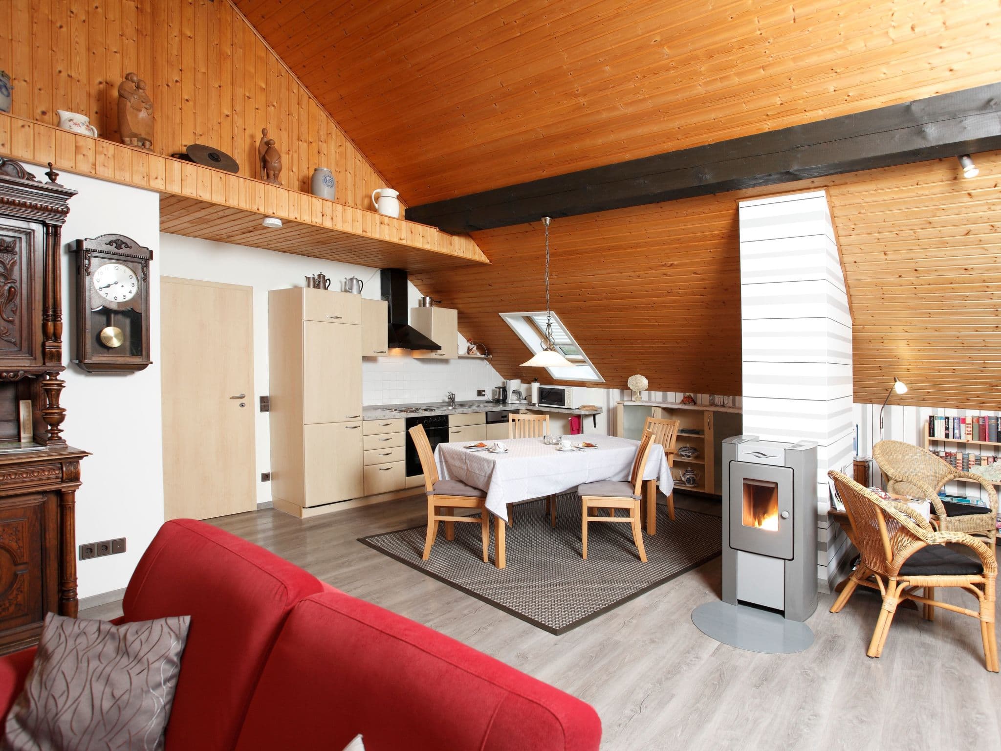 Kitchen / Dining Room