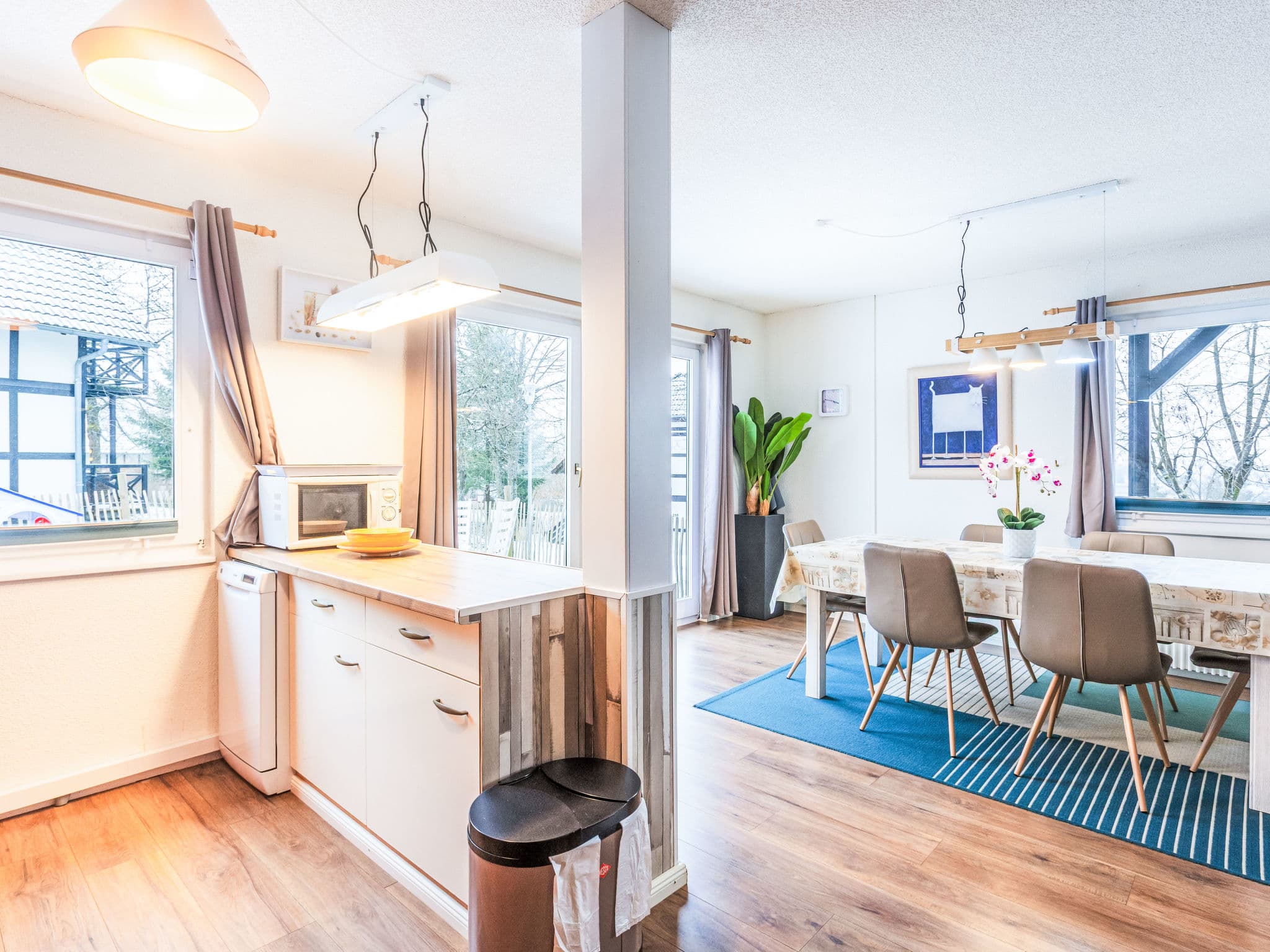 Kitchen / Dining Room