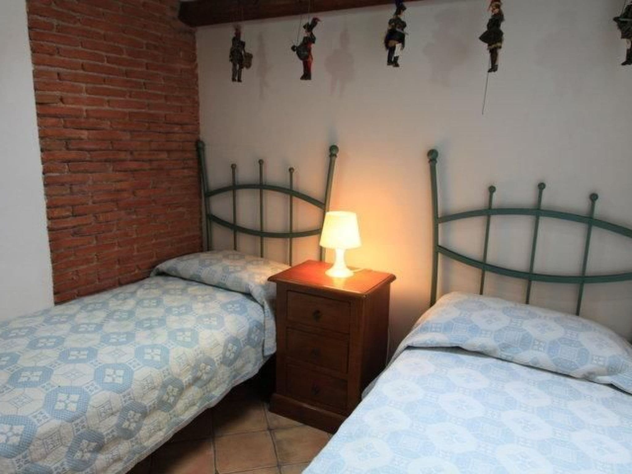 Gallery Image 15