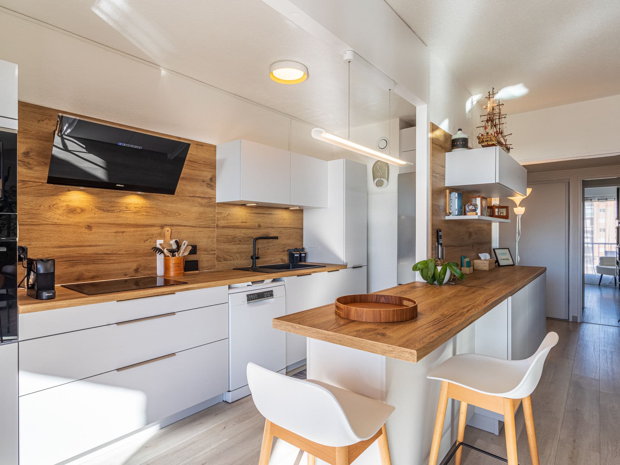 Kitchen / Dining Room