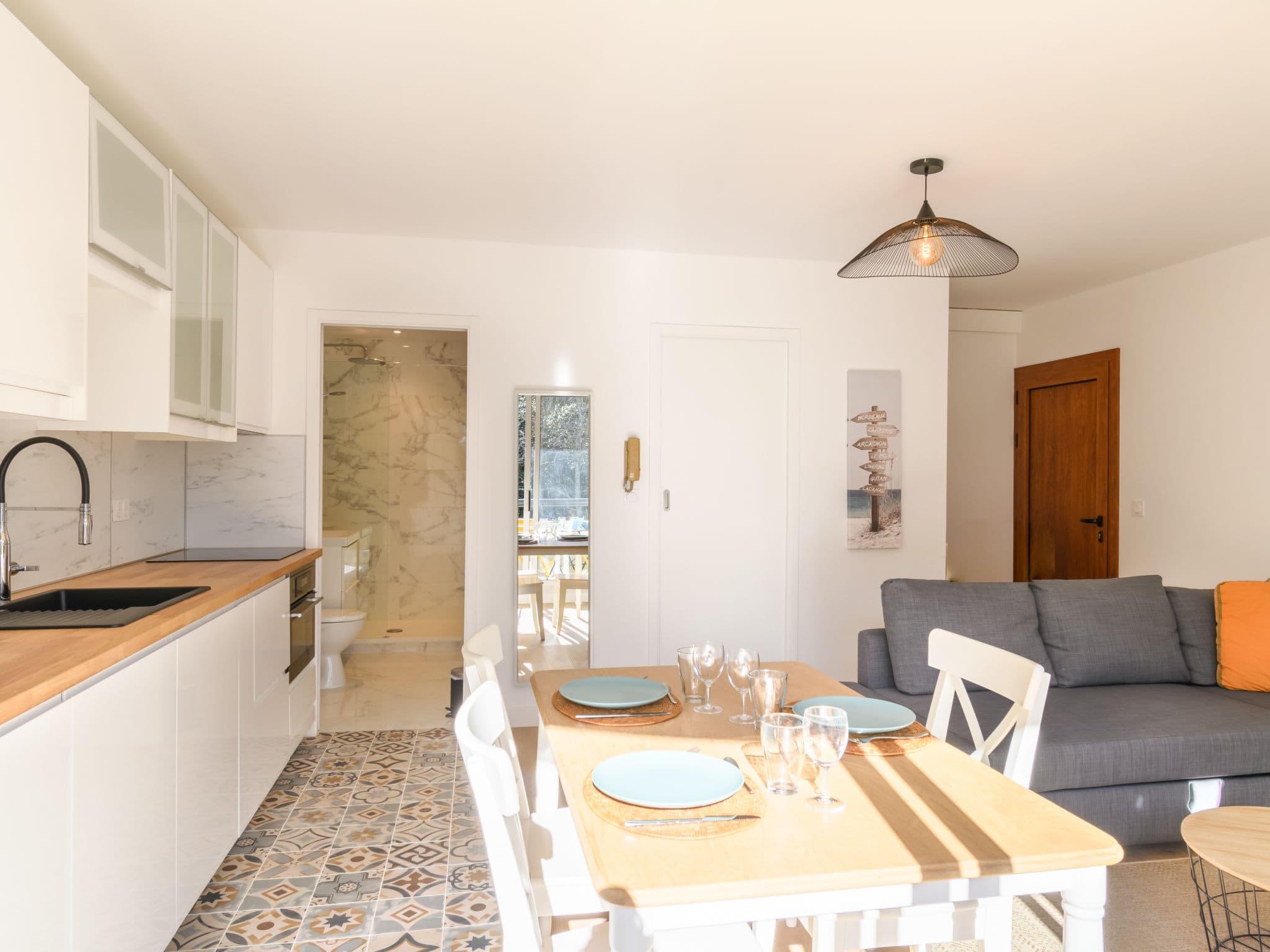 Kitchen / Dining Room