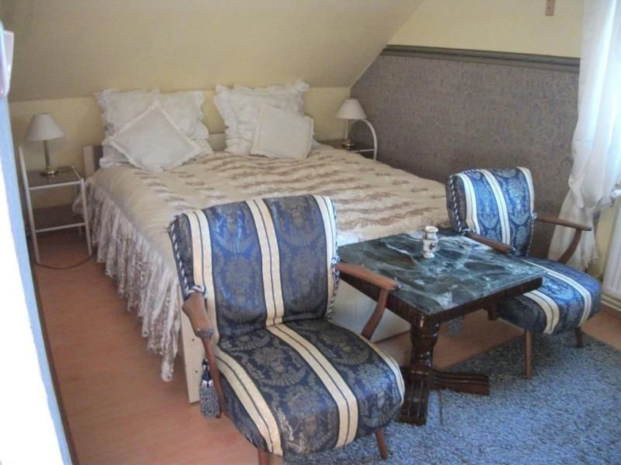 Gallery Image 13