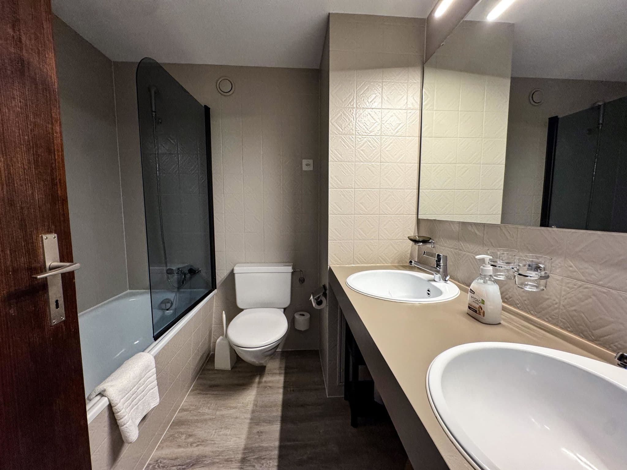 Bathroom / Wellness