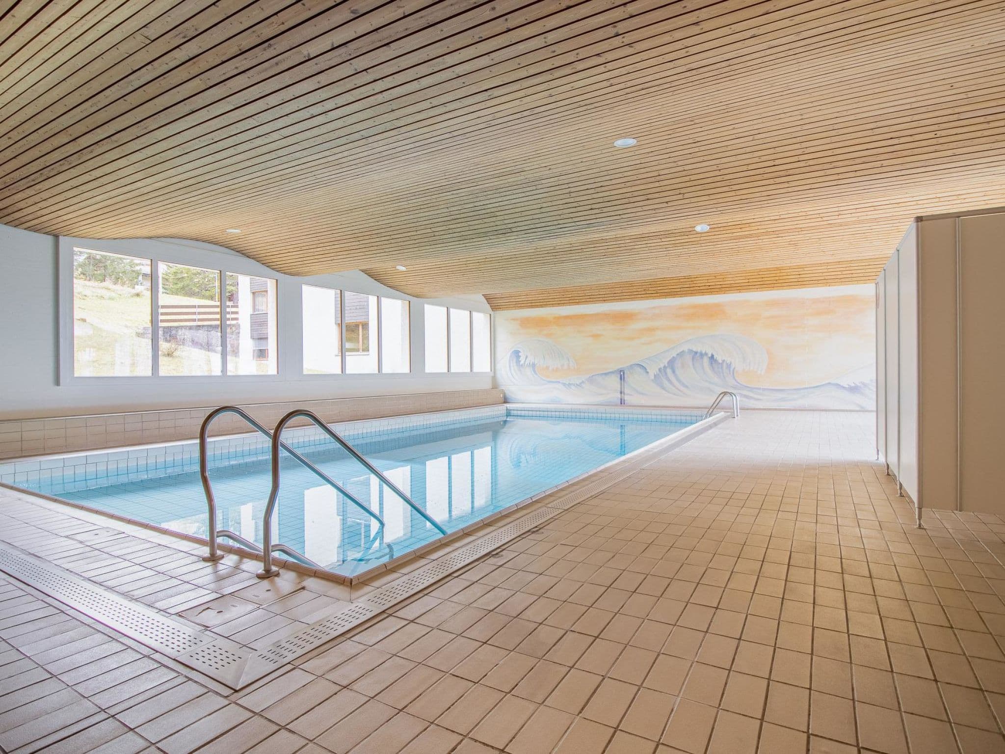 Pool Indoor