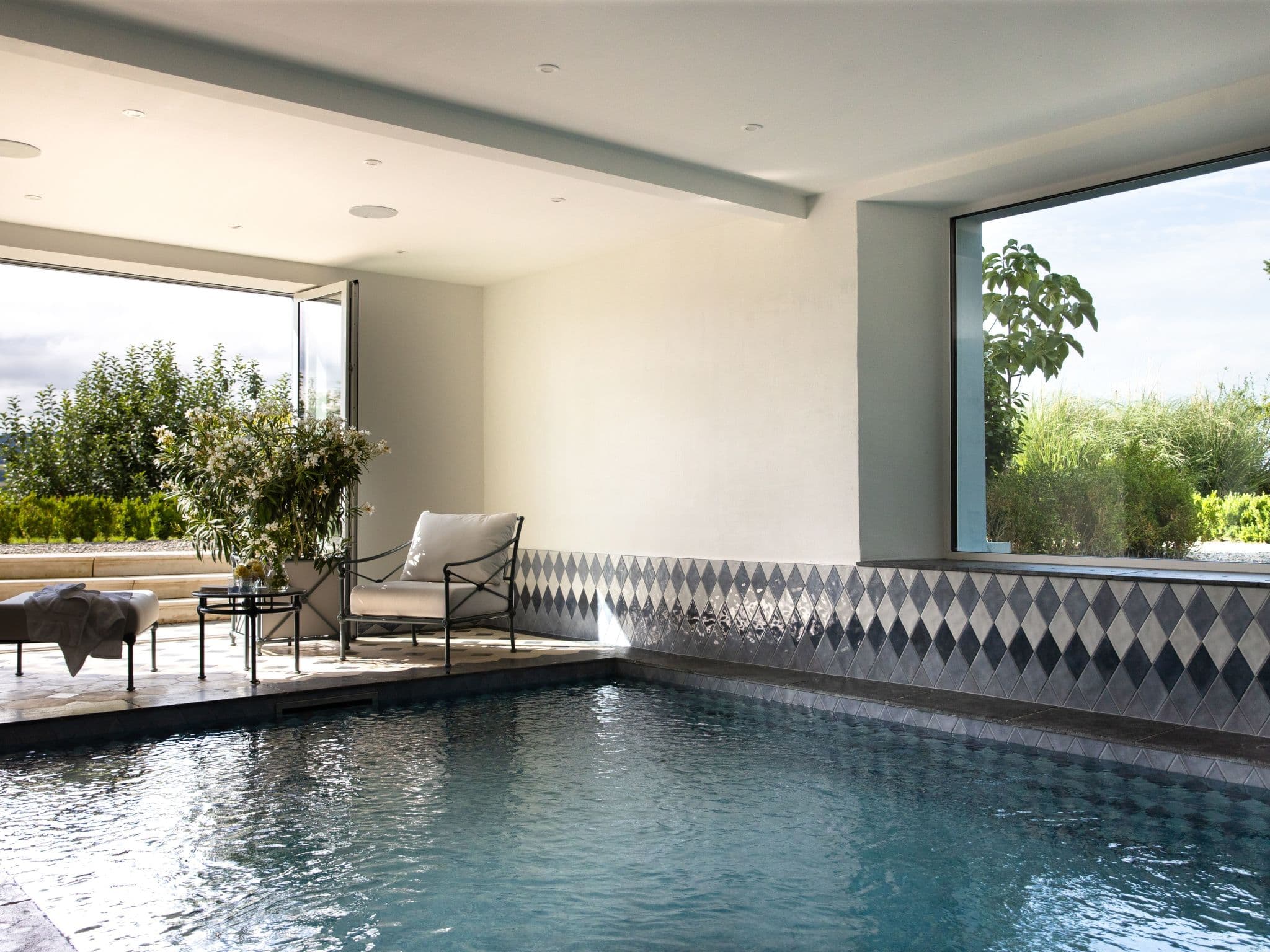 Pool Indoor
