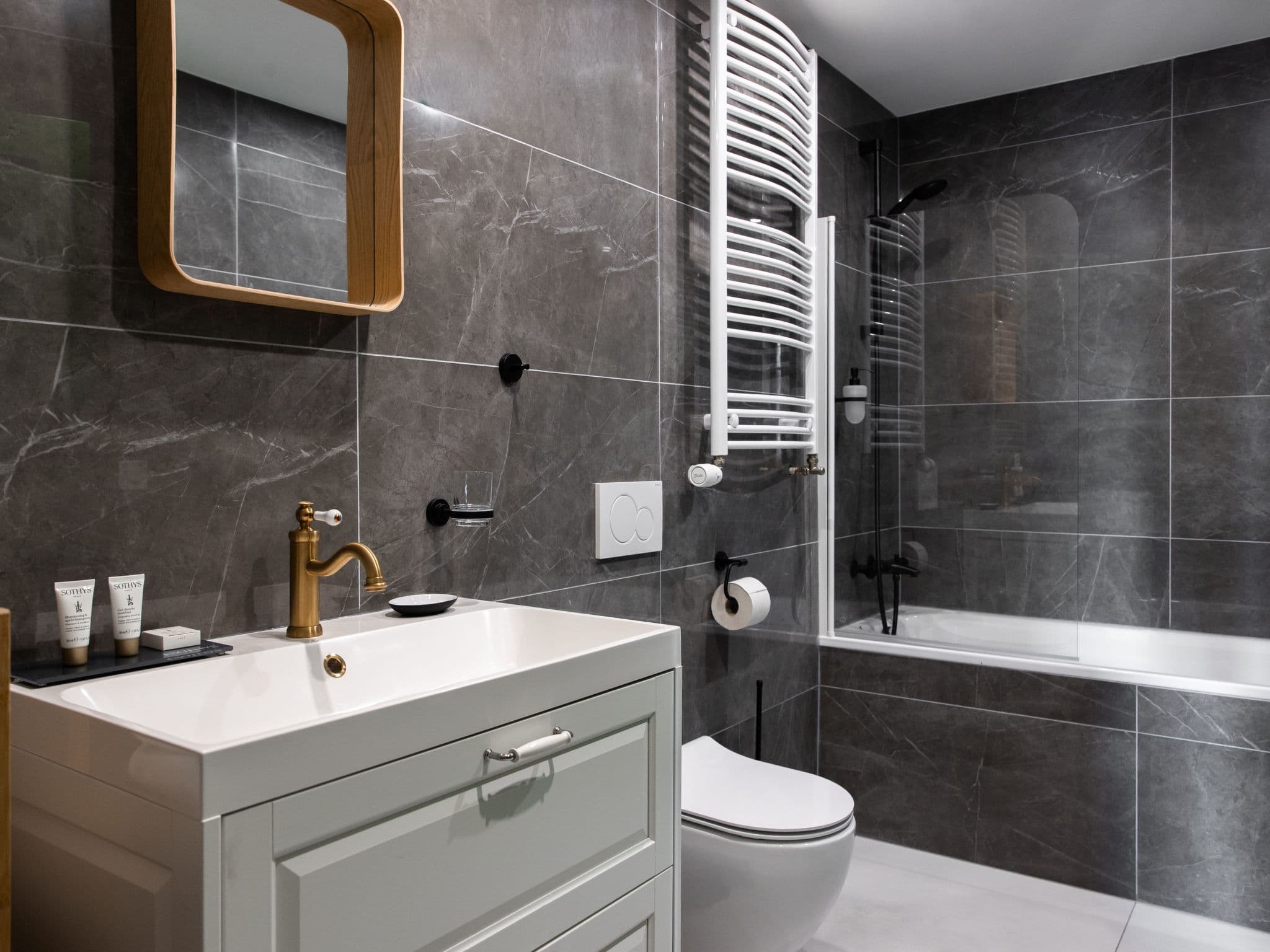 Bathroom / Wellness