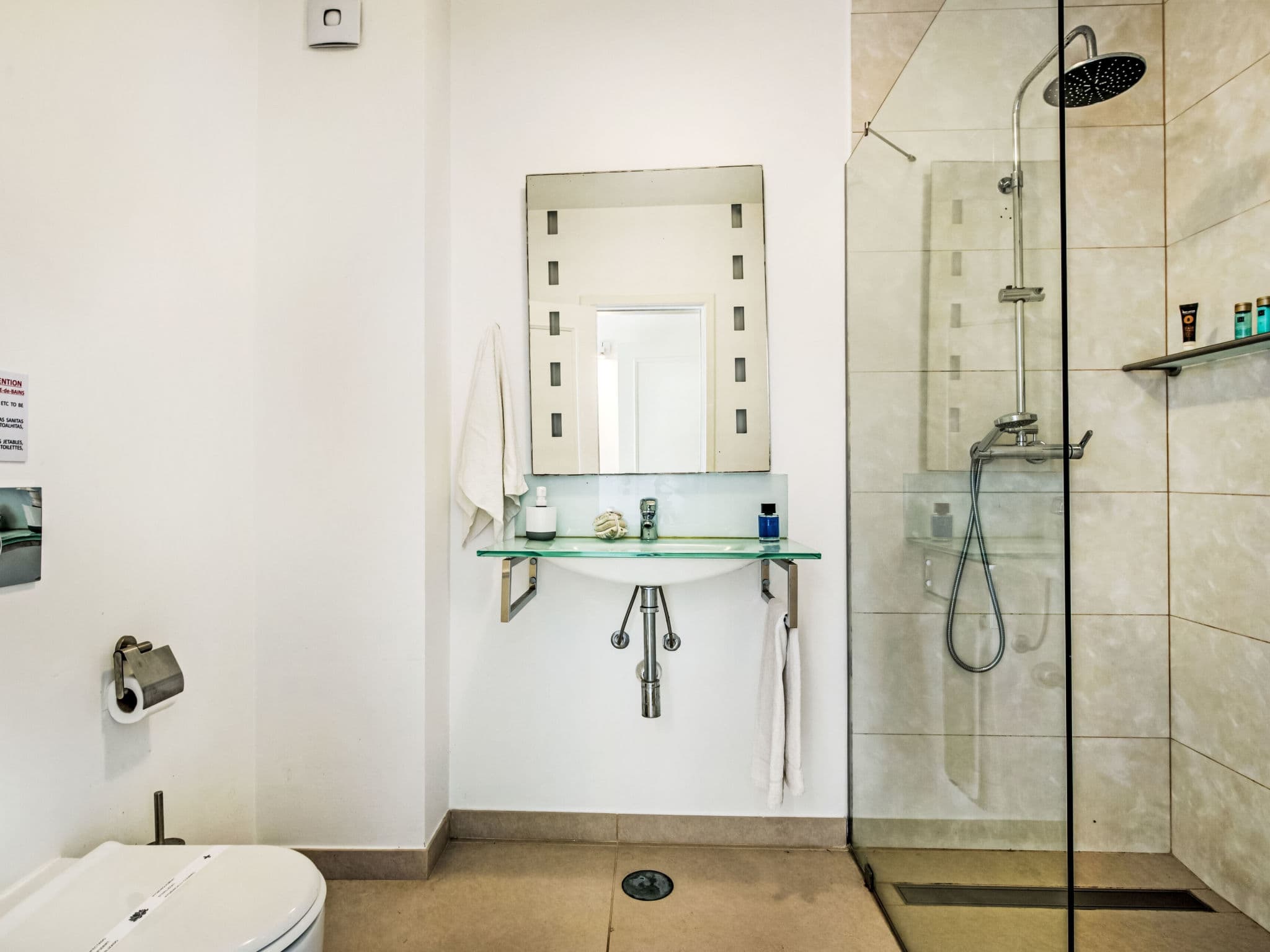 Bathroom / Wellness