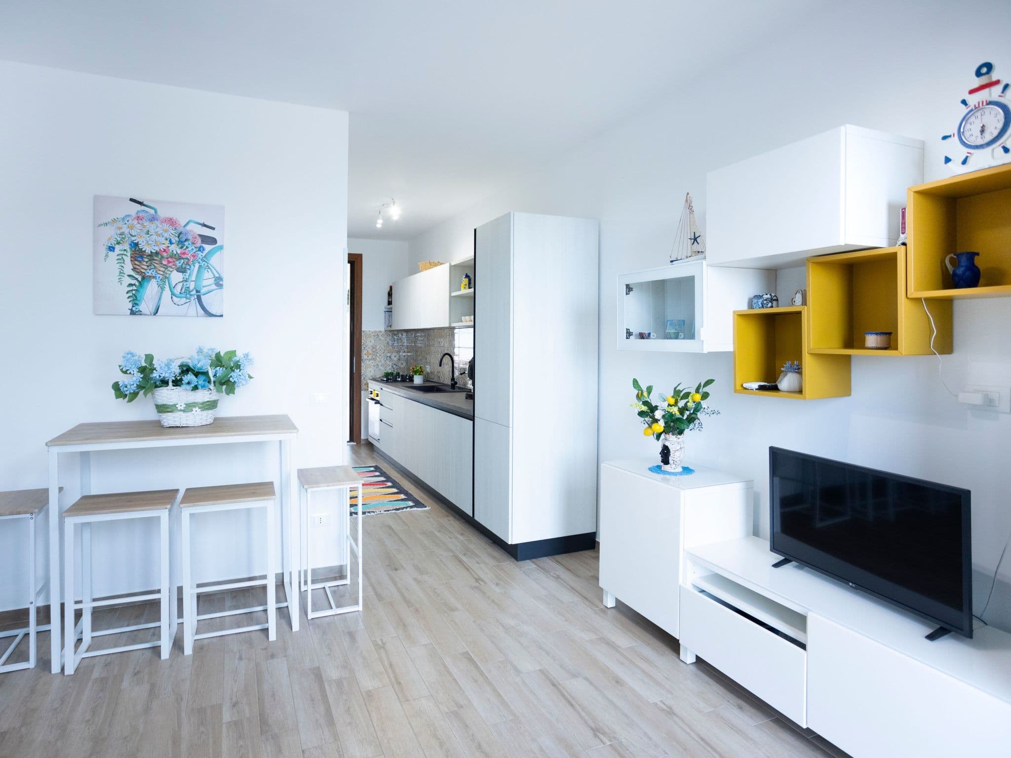 Kitchen / Dining Room