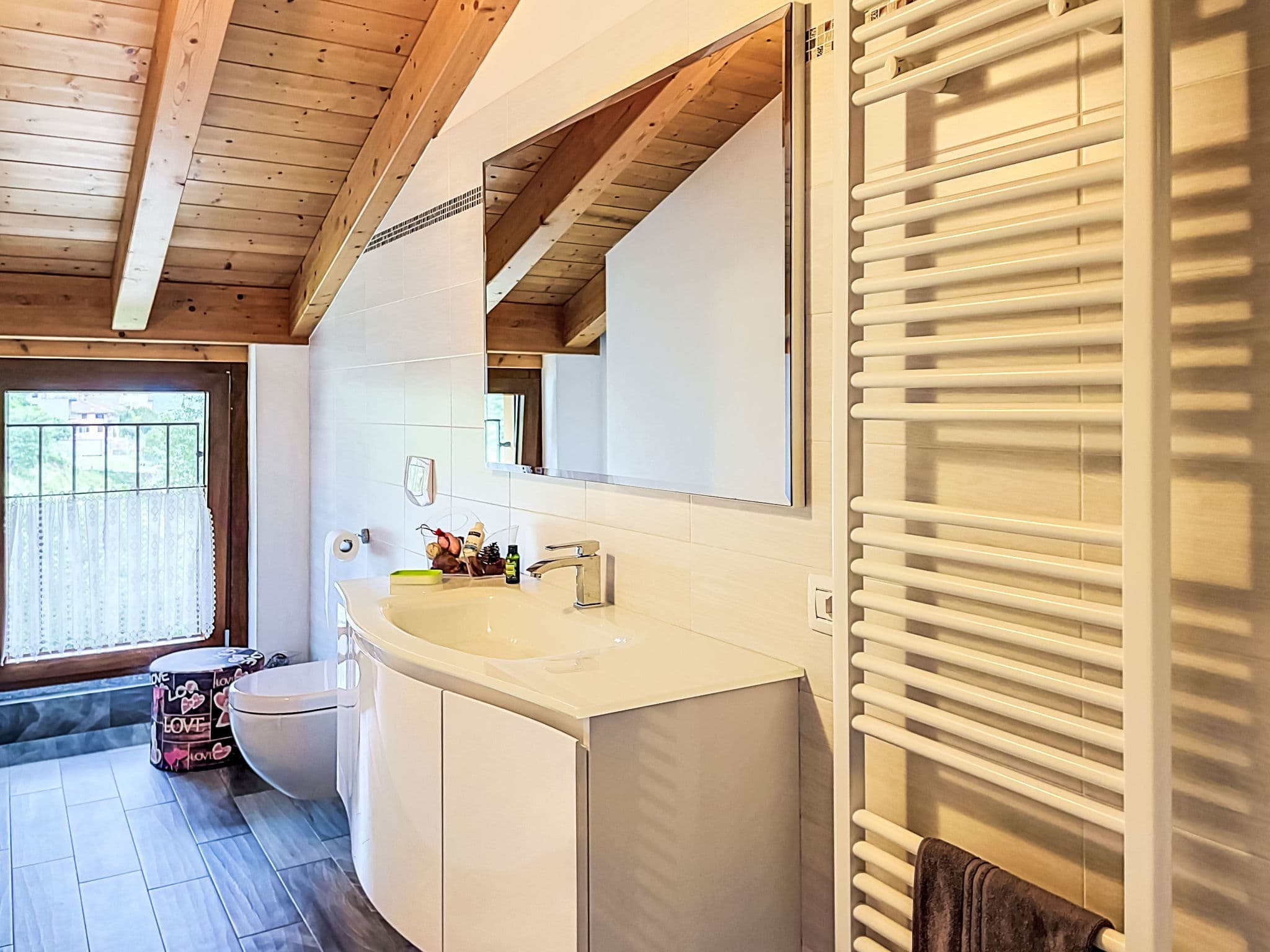 Bathroom / Wellness
