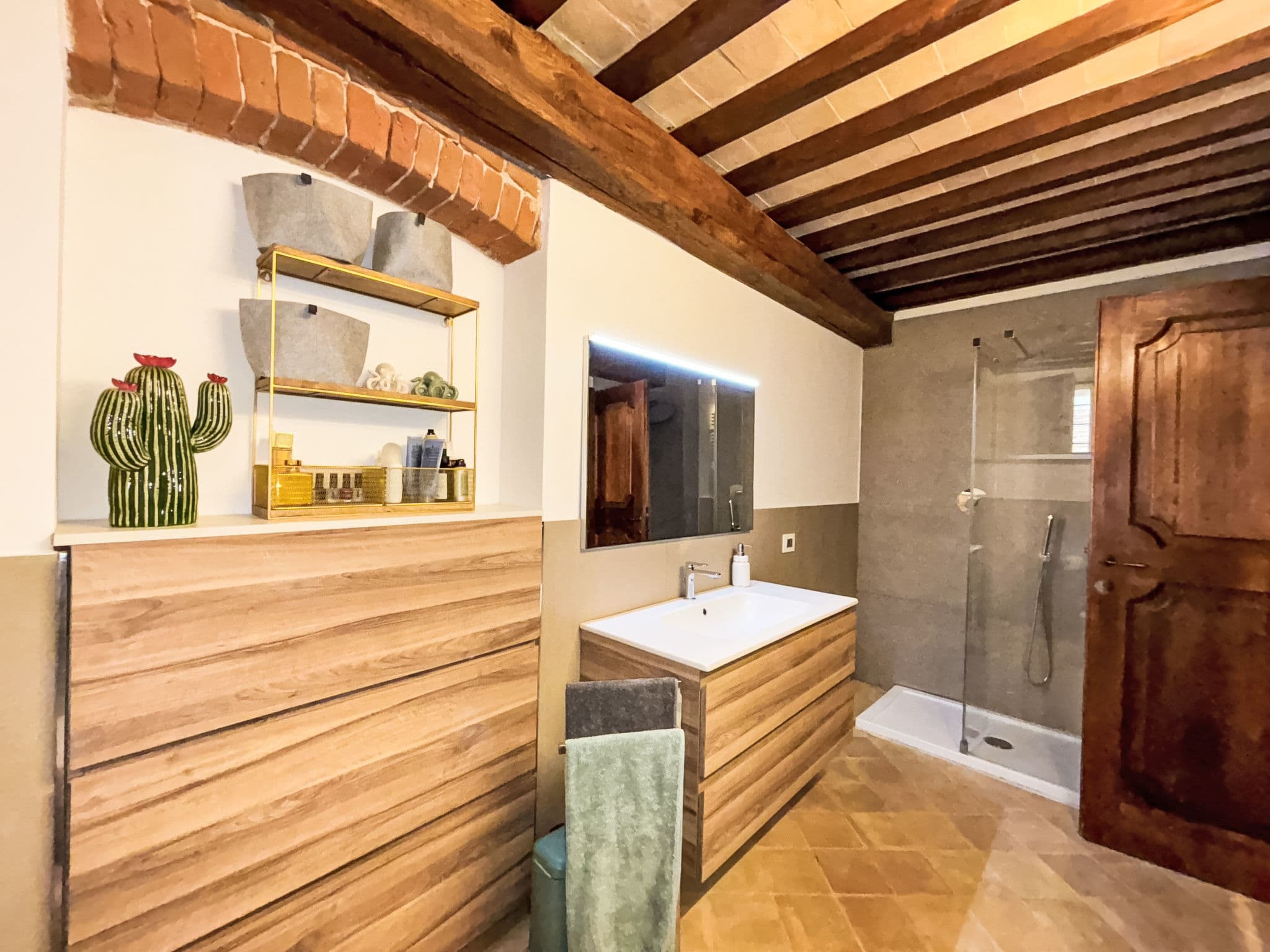 Bathroom / Wellness