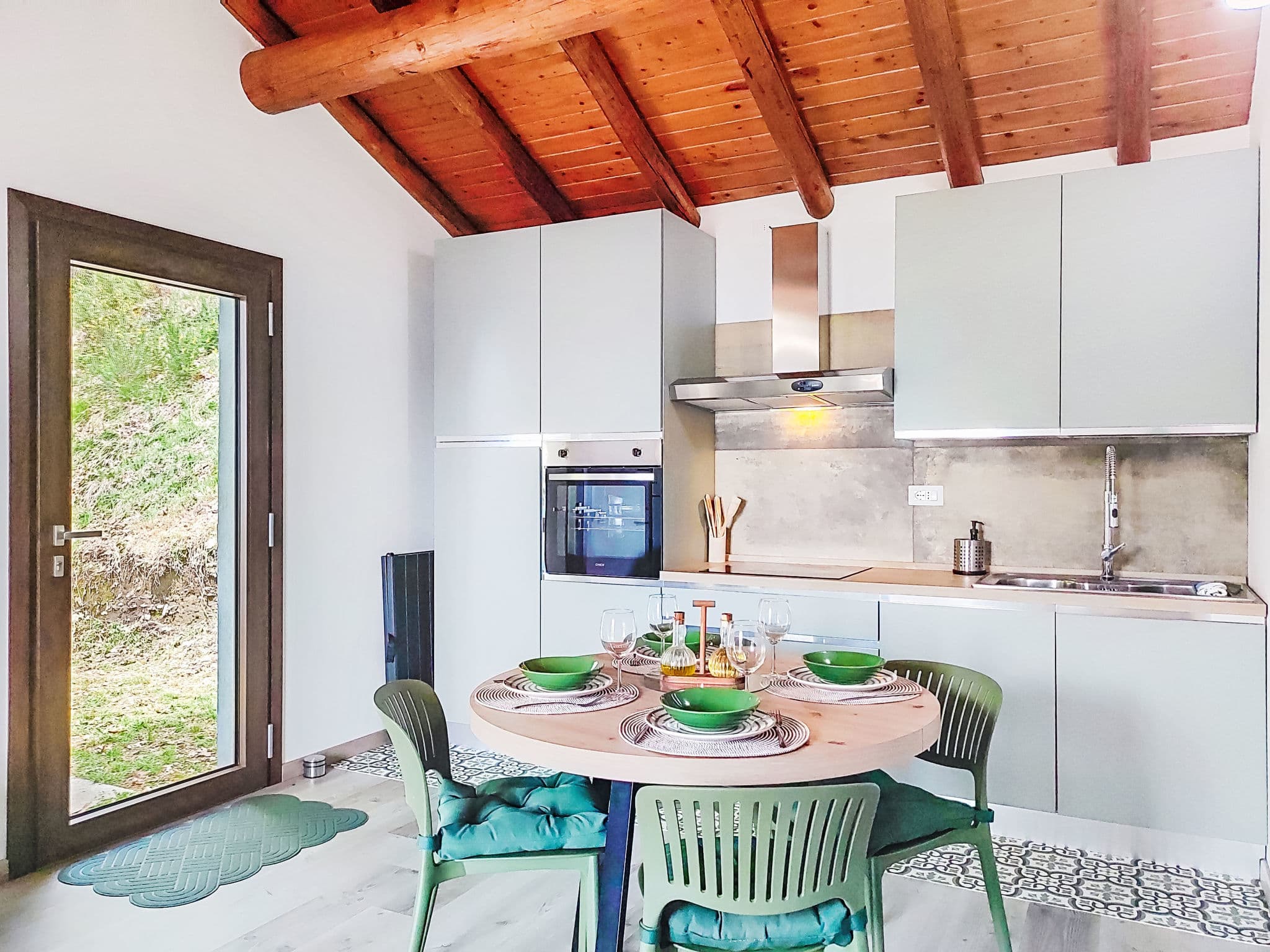 Kitchen / Dining Room