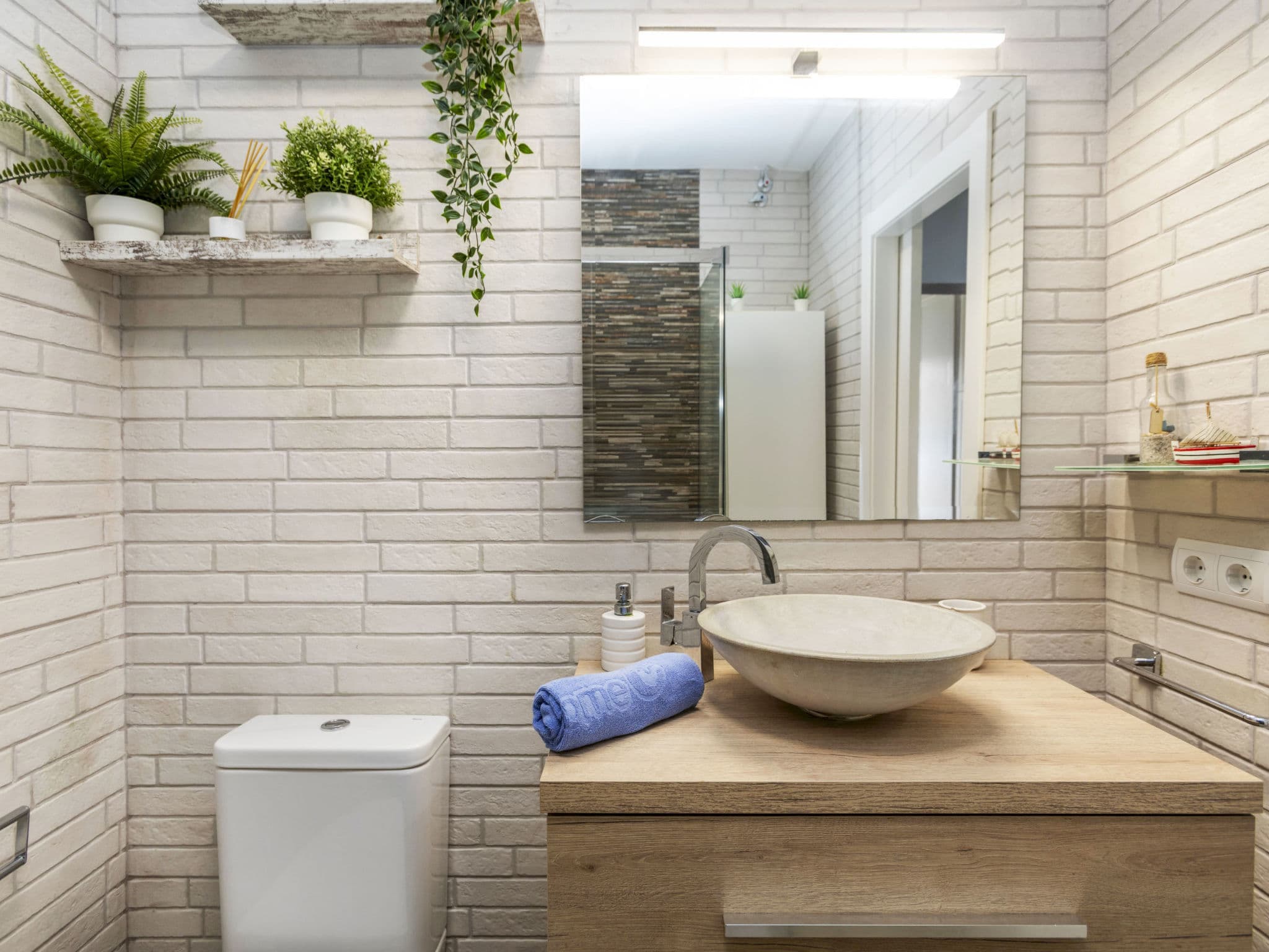 Bathroom / Wellness