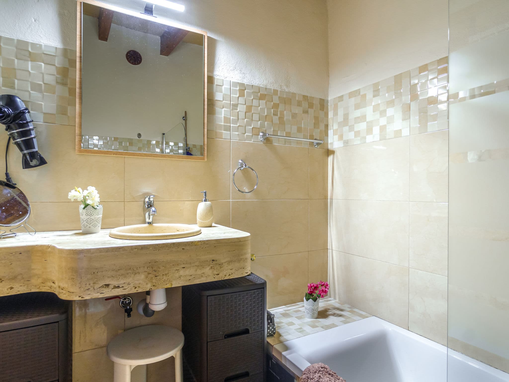 Bathroom / Wellness