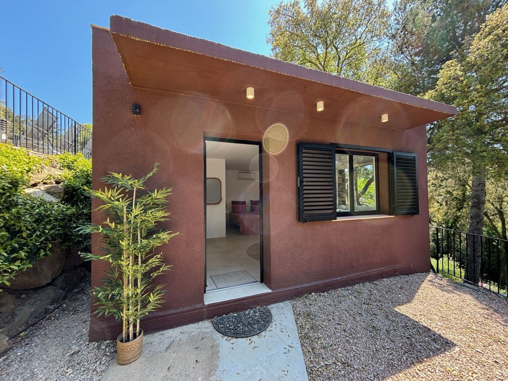 Gallery Image 18