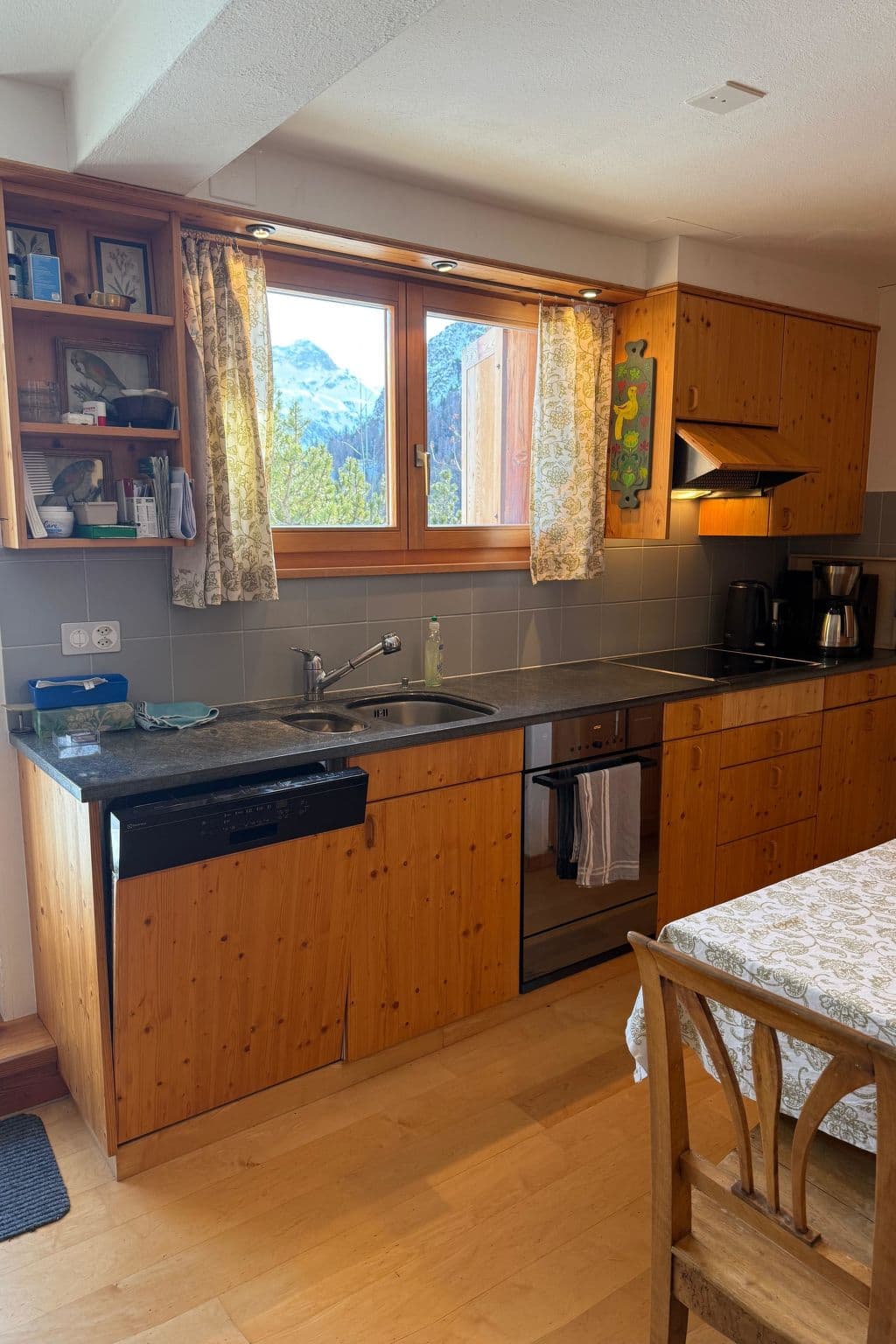 Gallery Image 15