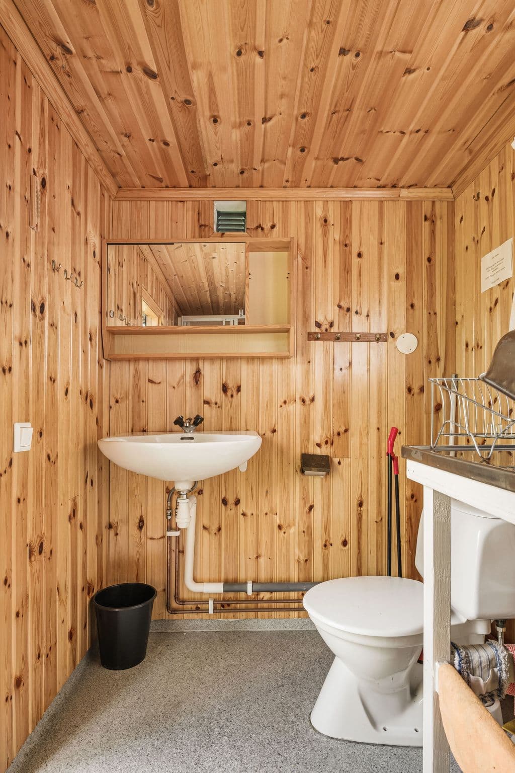 Bathroom / Wellness