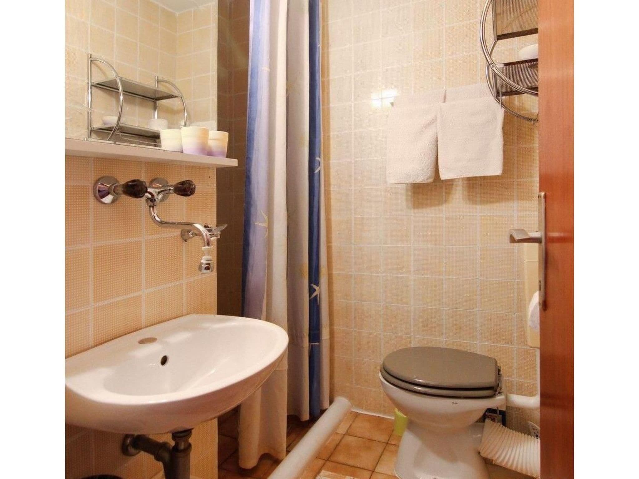 Gallery Image 11
